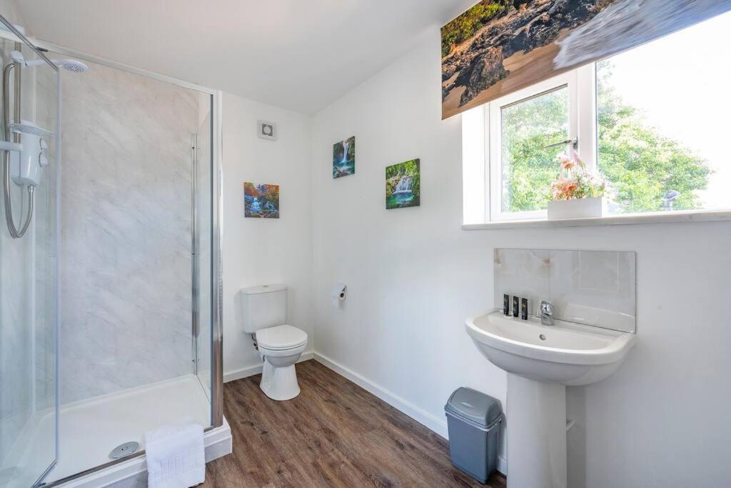 *F1BR* for your most relaxed & Cosy stay + Free Parking + Free Fast WiFi view 5
