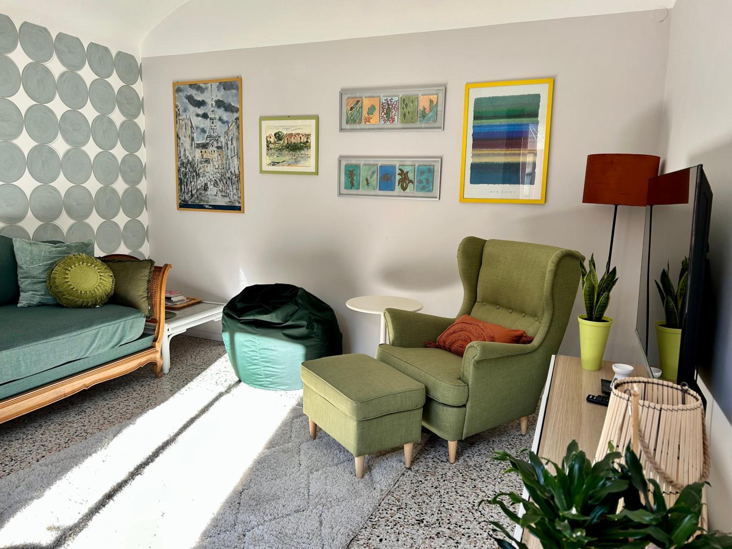 lounge