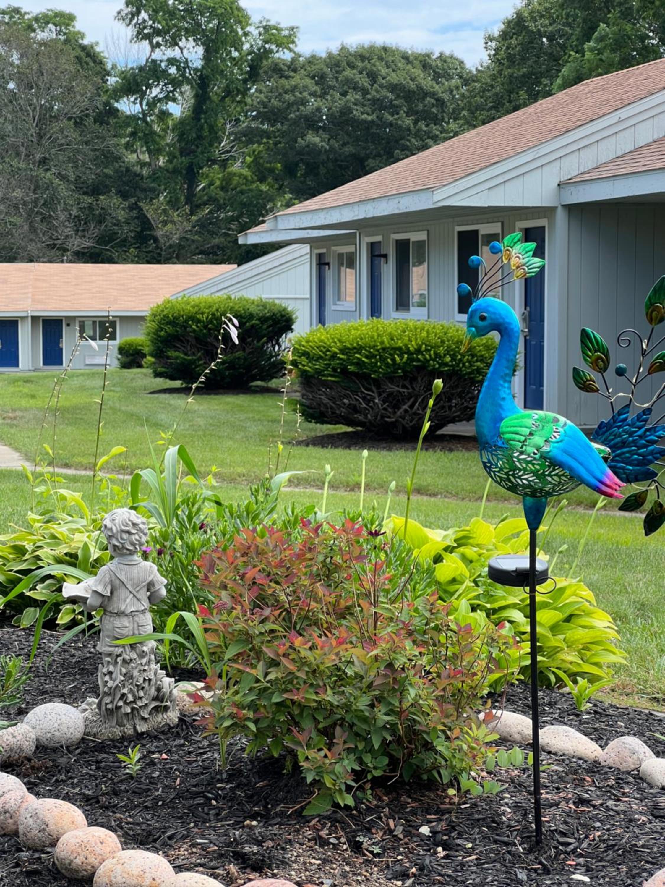 Captain's Lodge Motel view 5