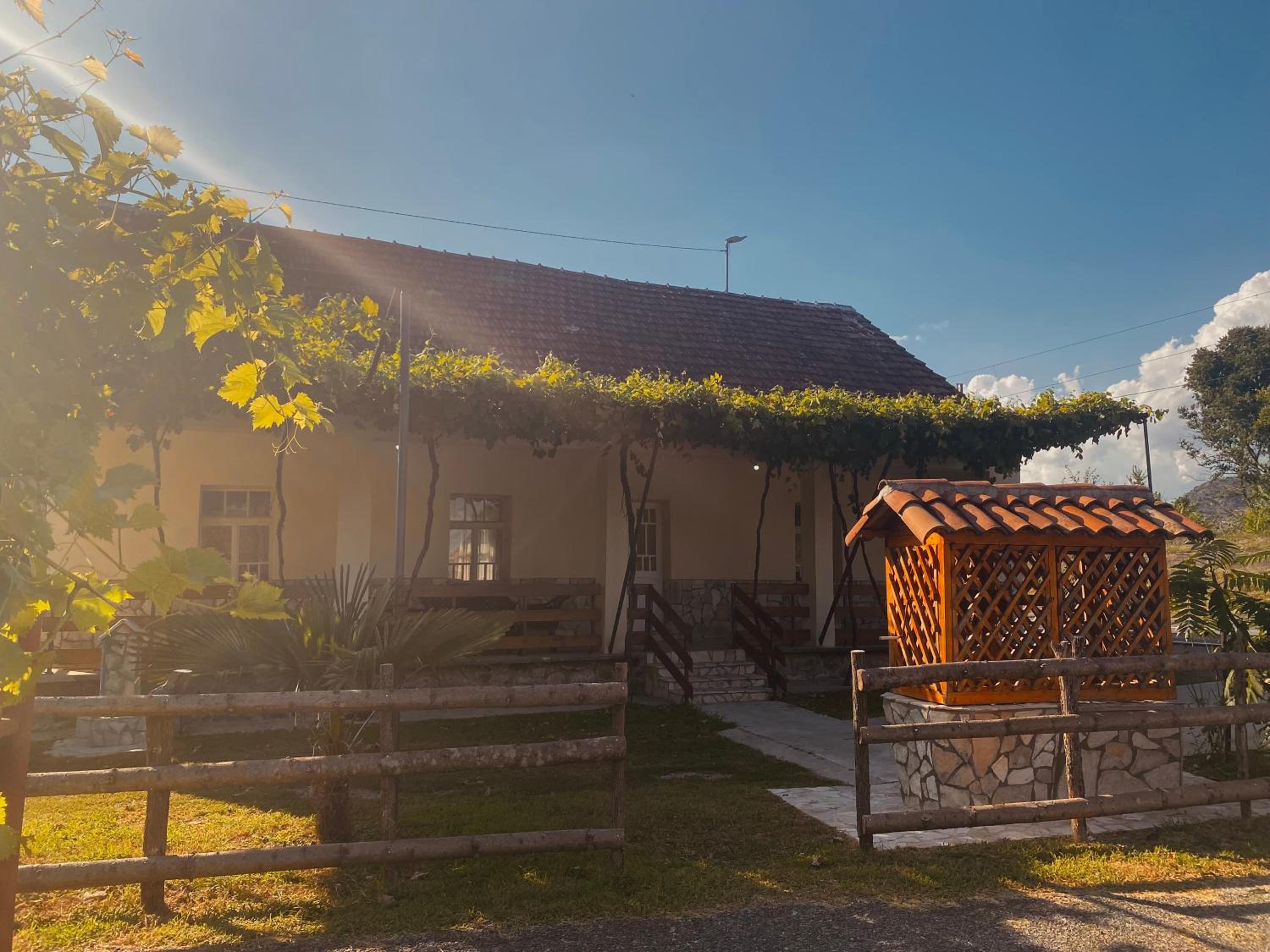 Sweet Home-Skadar Lake view 4