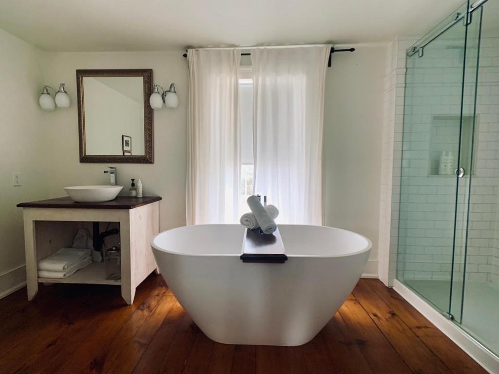 Woodbourne Inn