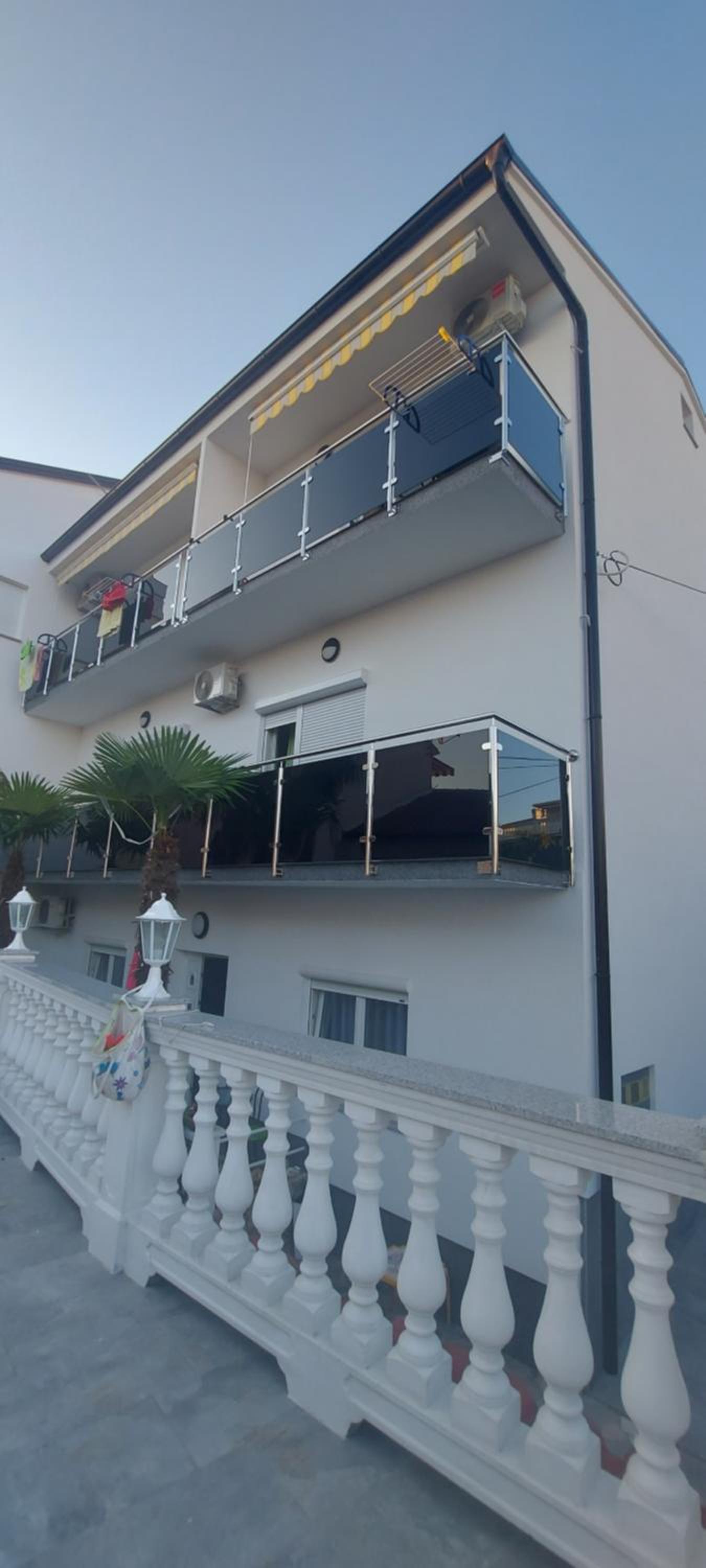 Apartments Ema