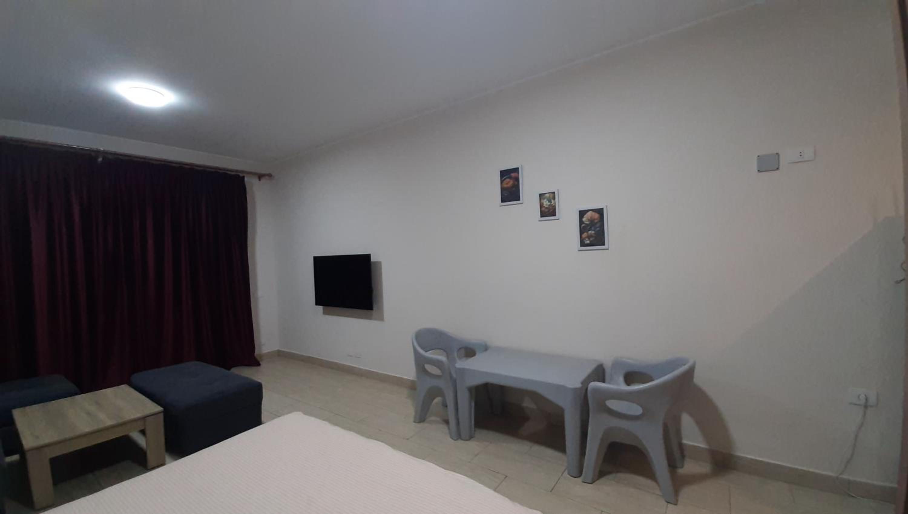 Aldau Heights Cozy big studio