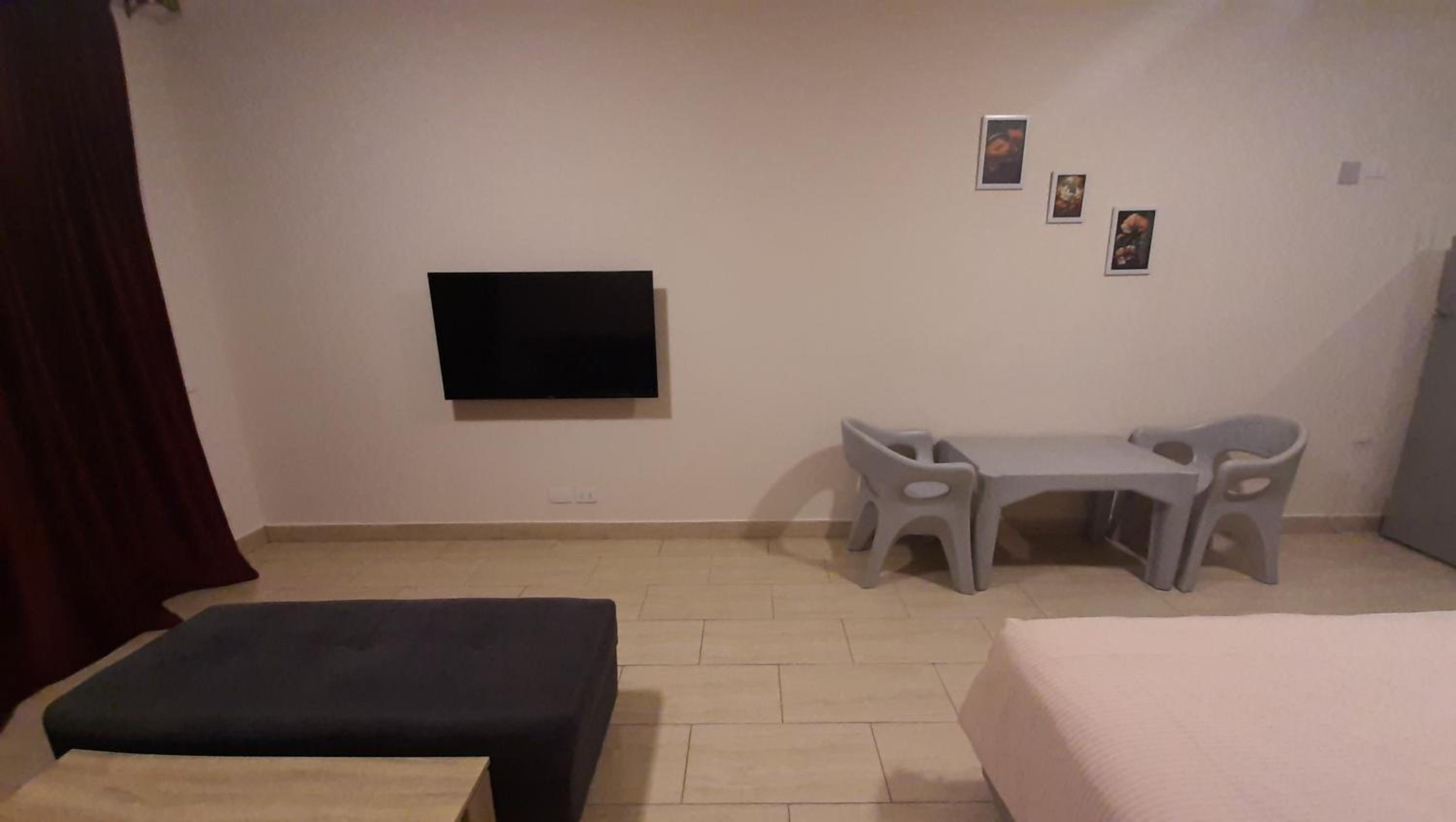 Aldau Heights Cozy big studio