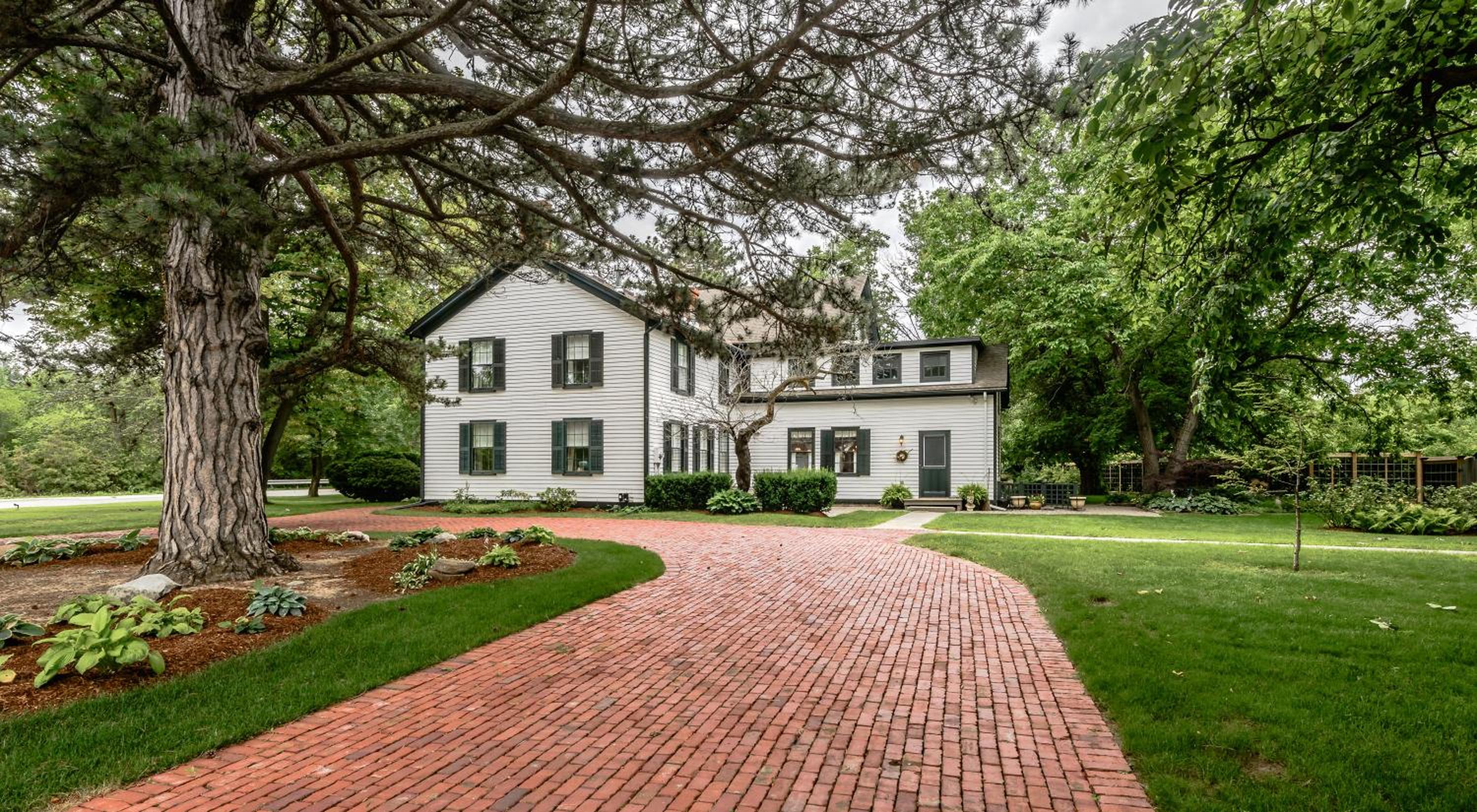 Woodbourne Inn