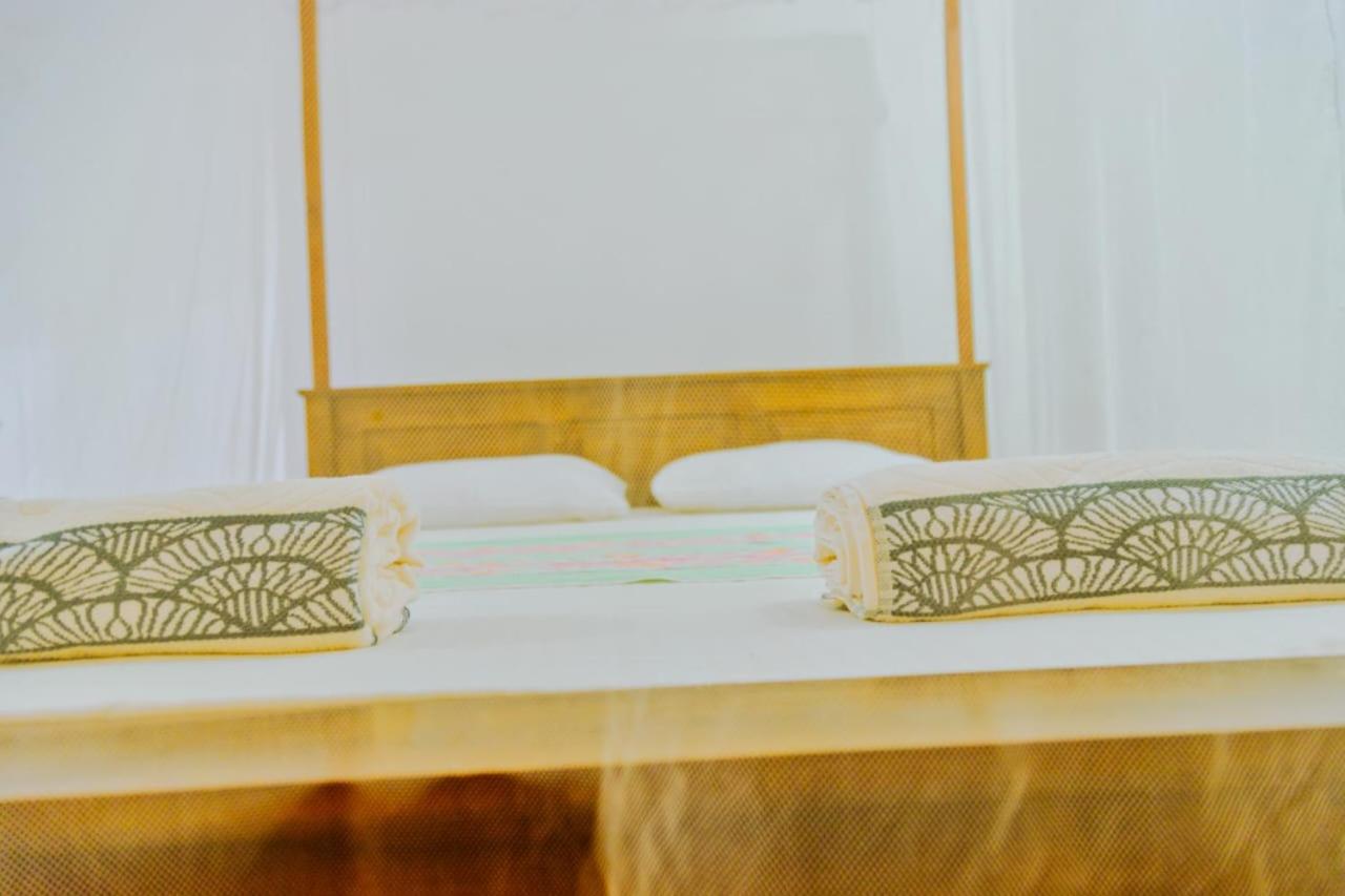 Talalla Ocean Beach Bungalow