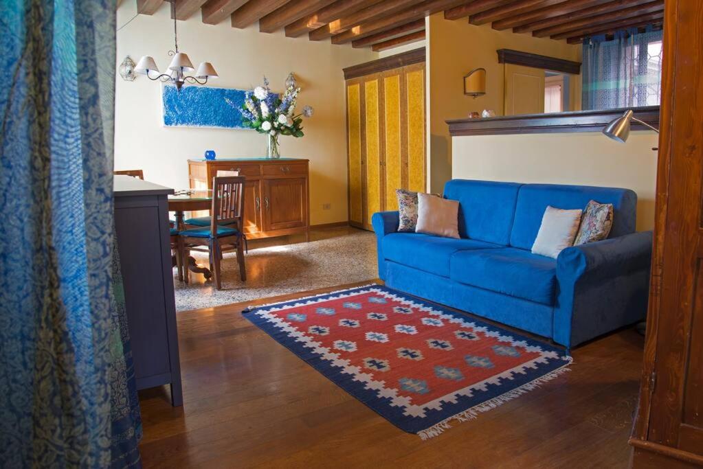 Charm apartment - close to Rialto and San Marco