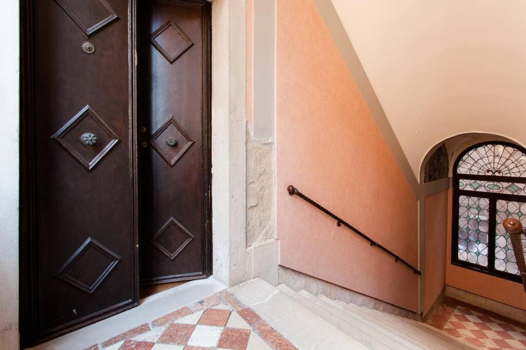 Charm apartment - close to Rialto and San Marco