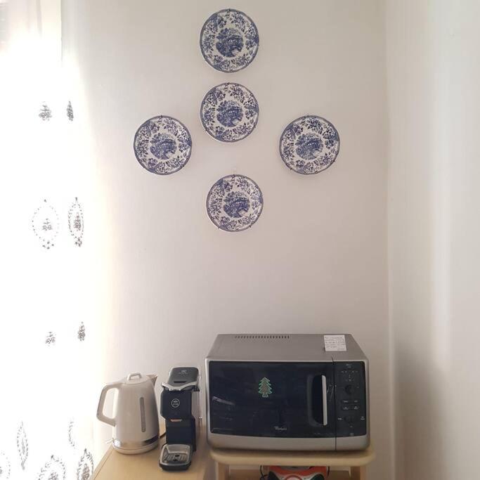 GABRY'S HOME Three-Bedroom Big Apartment near city center & train station to Pisa and Florence & ferries to Sardegna Corsica photo 4