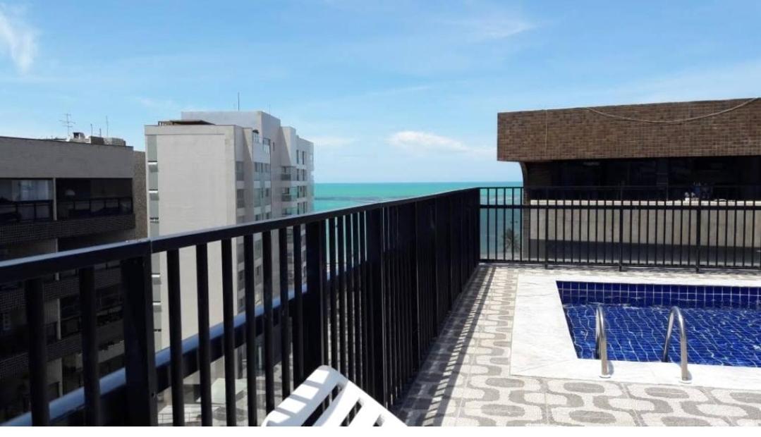 Excelente quarto/sala