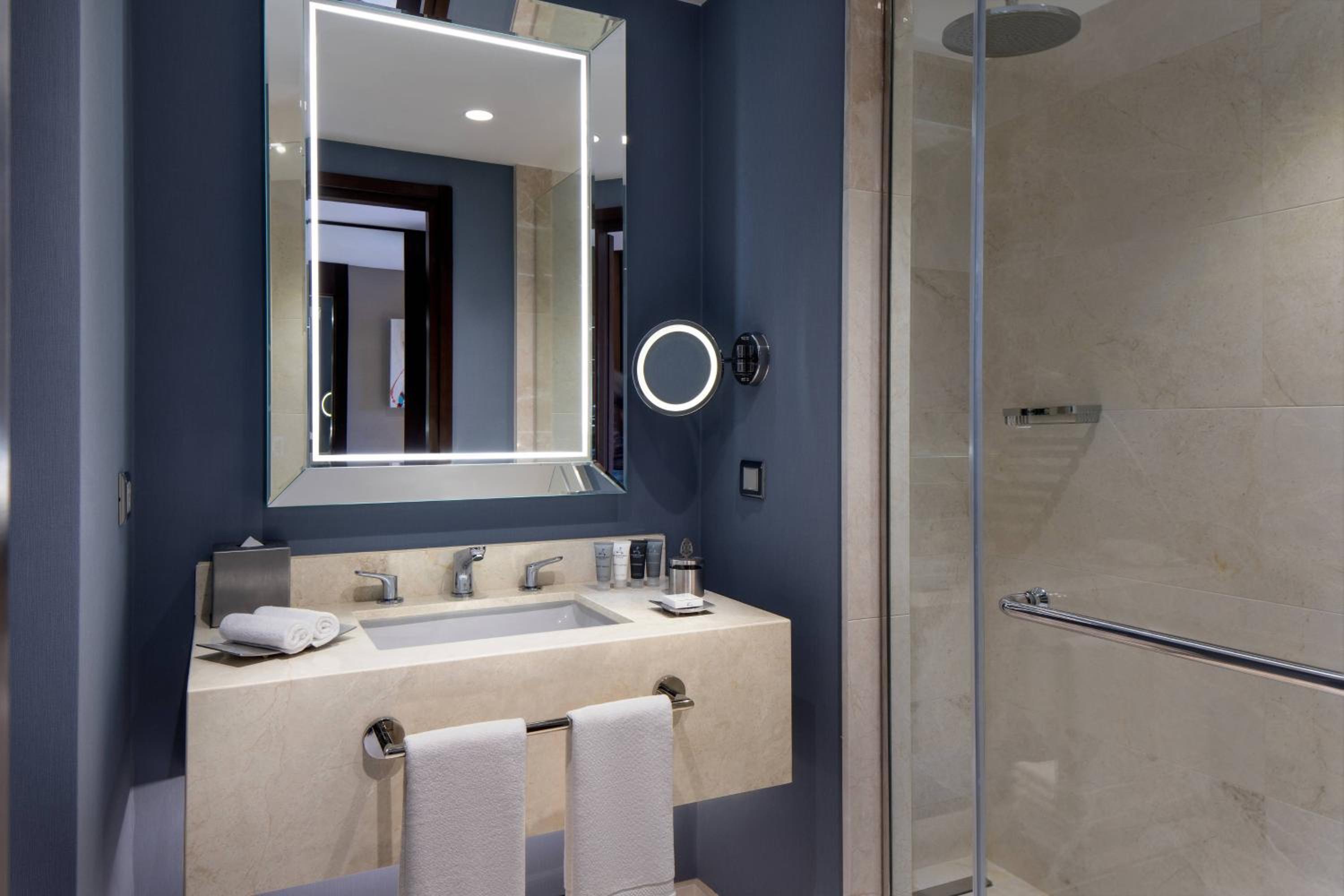 JW Marriott İstanbul Boğazı - Image 37