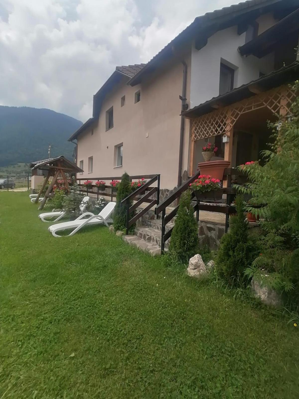 Photo 30