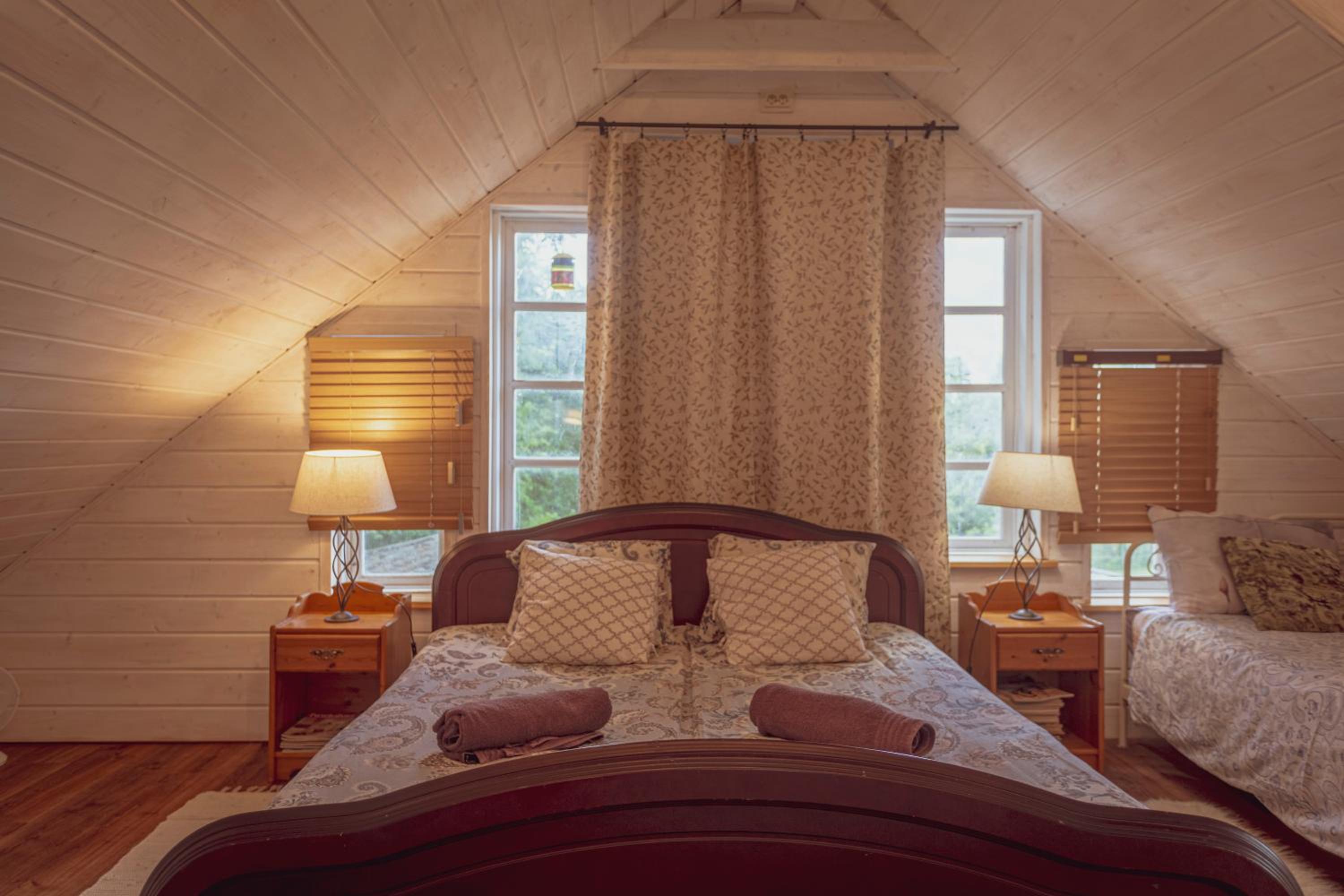 Cousy historical house with sauna and hot tube
