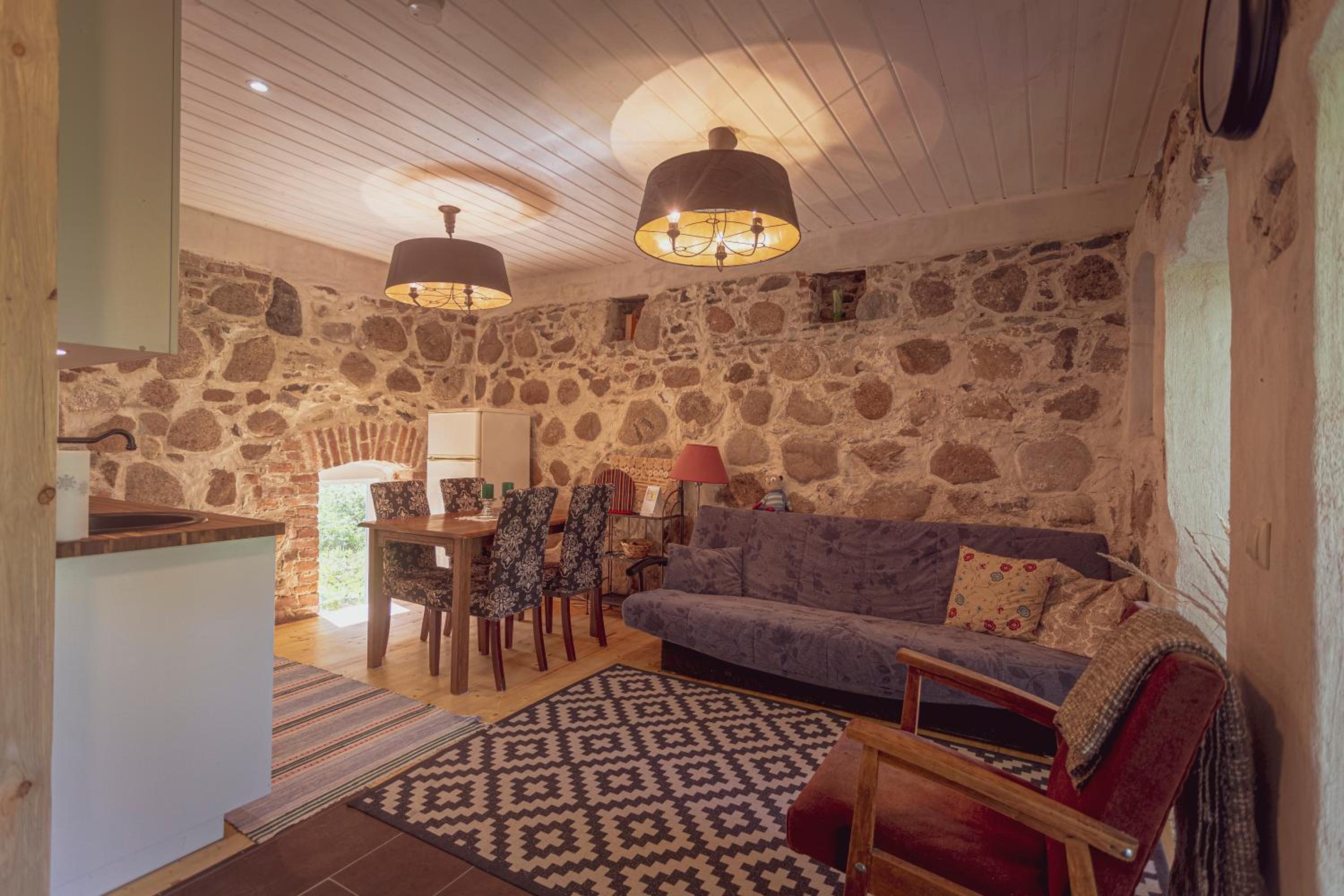 Cousy historical house with sauna and hot tube