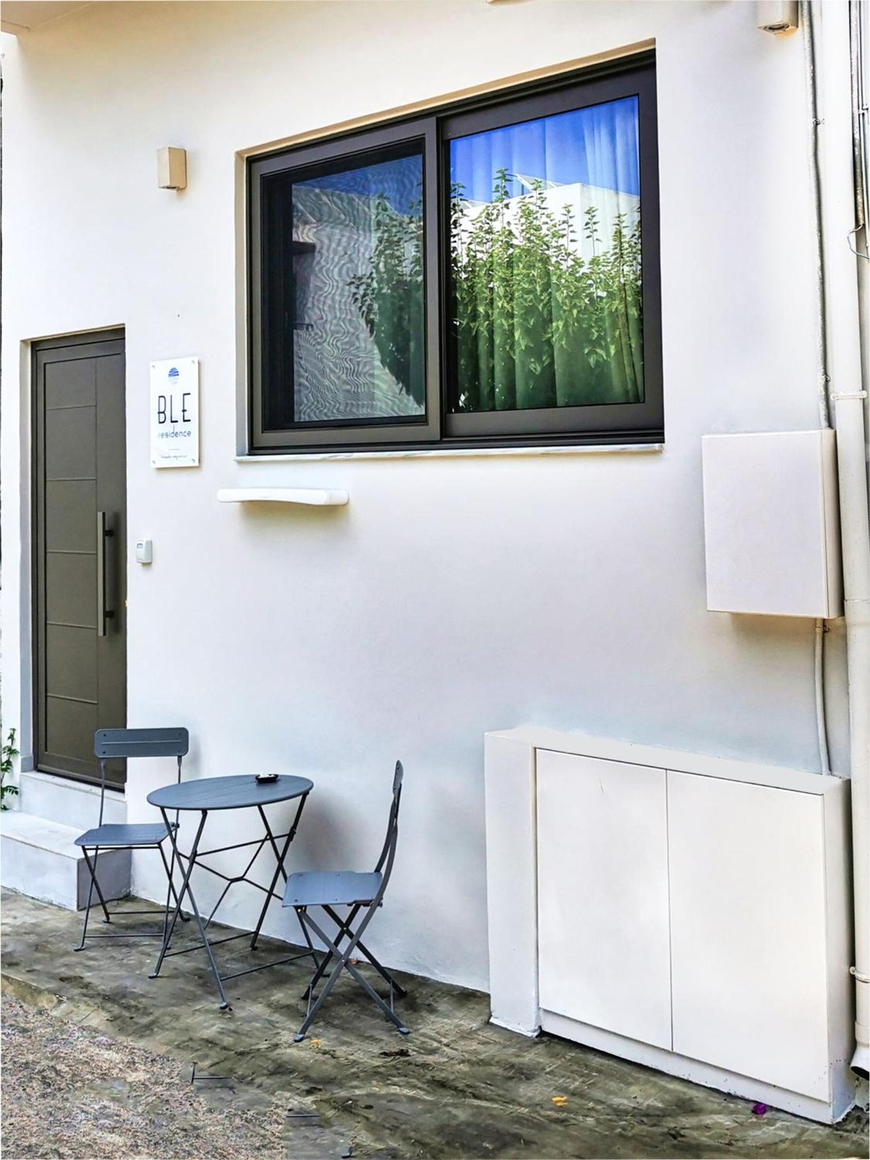 Ble Residence, Stylish Apartment in Central Panormos