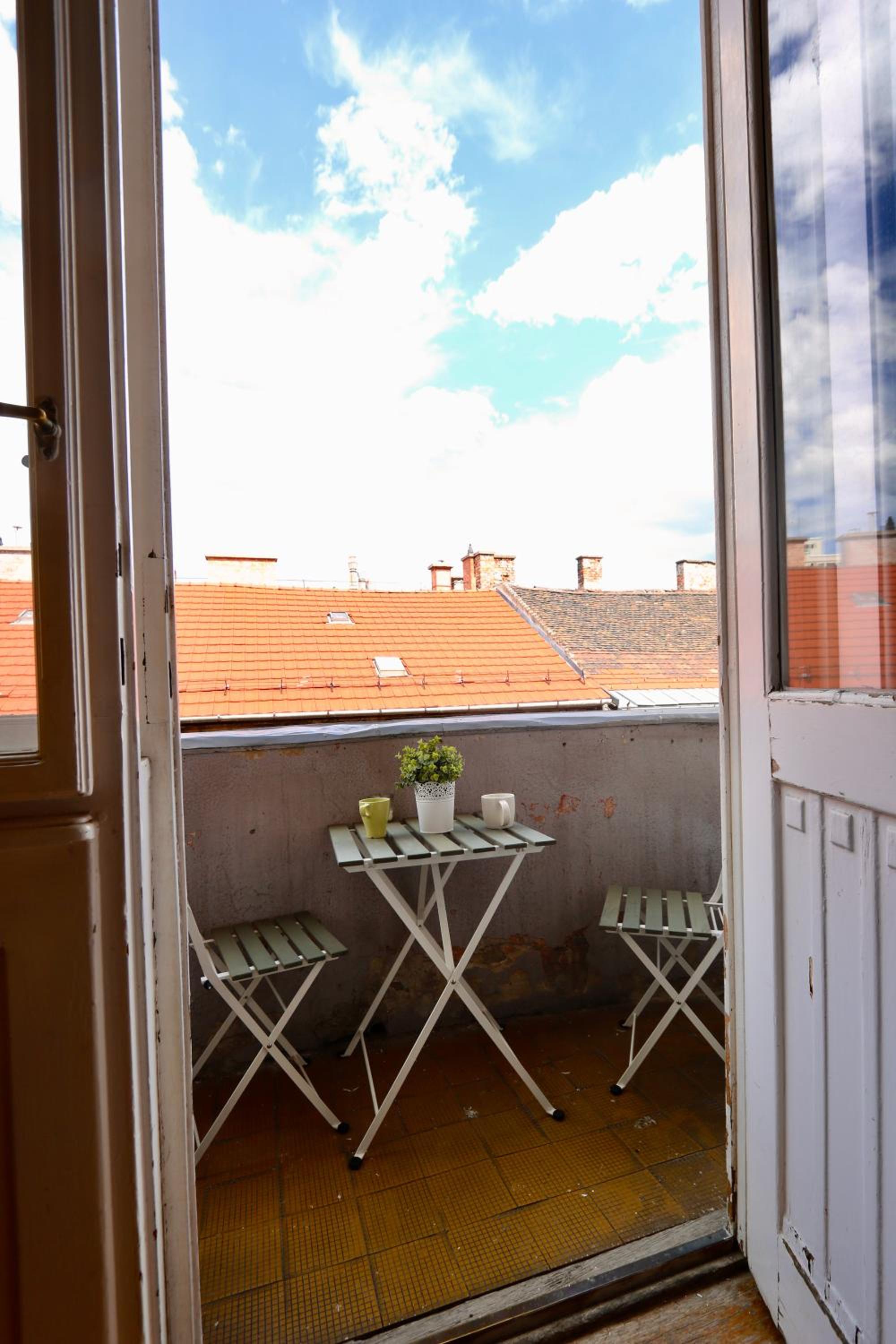 Budapest City Views Apartments