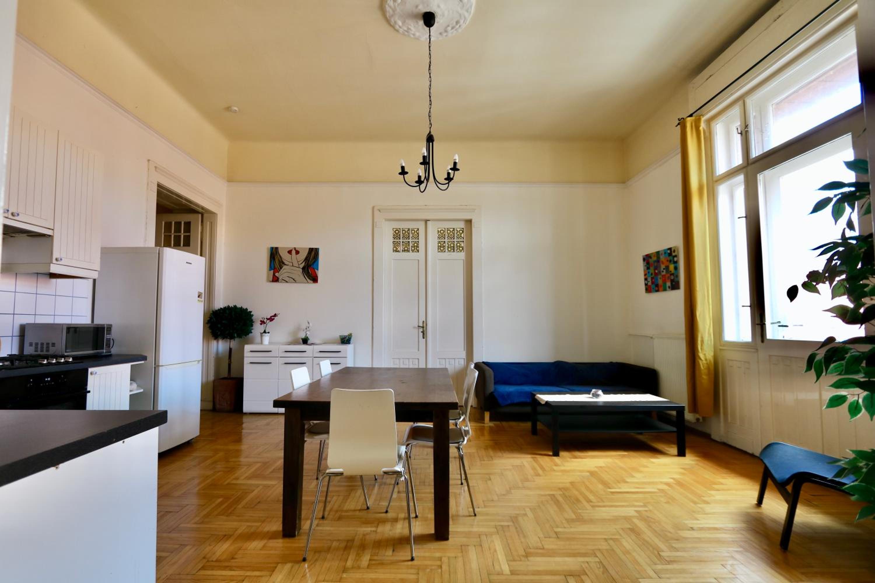 Budapest City Views Apartments
