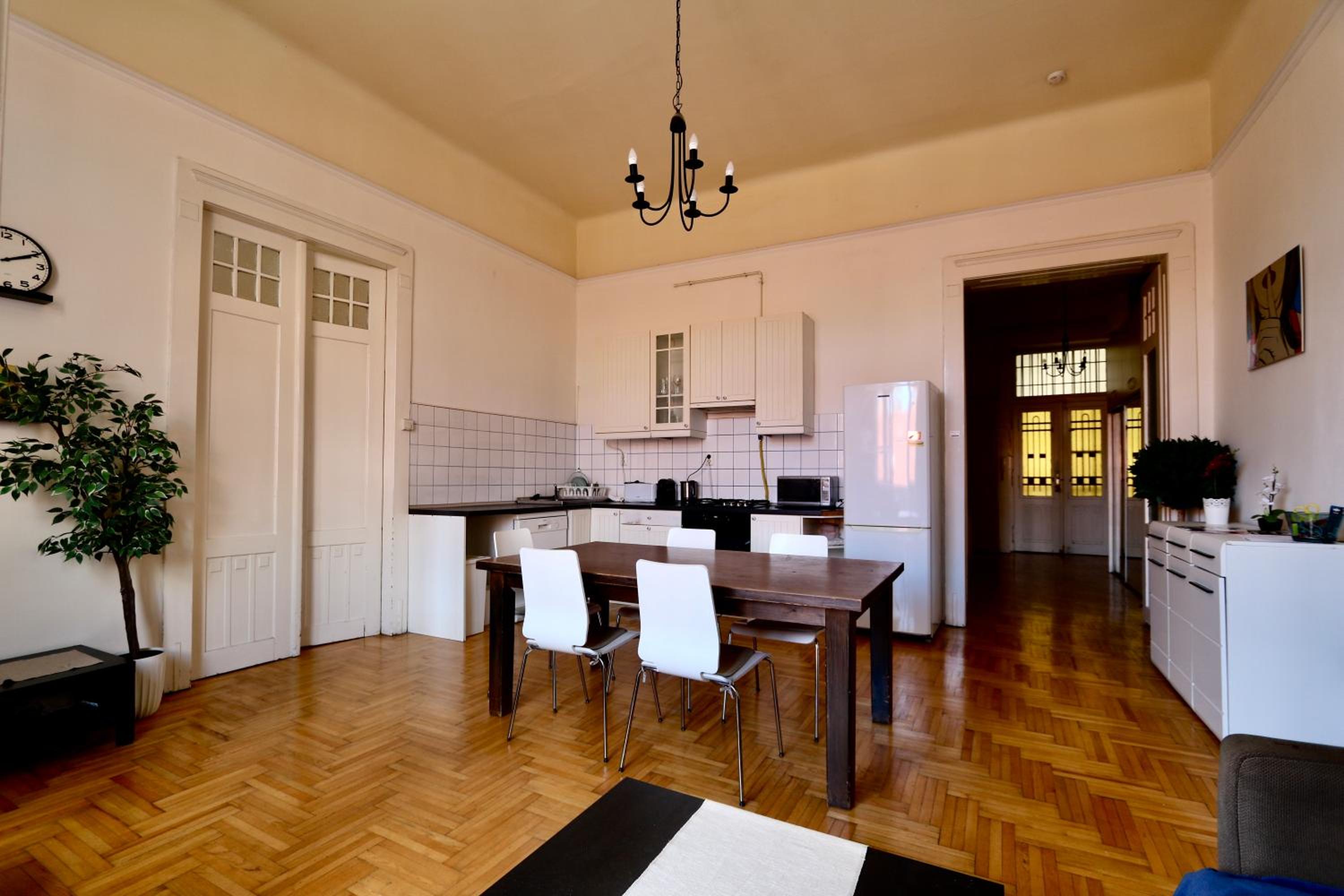 Budapest City Views Apartments