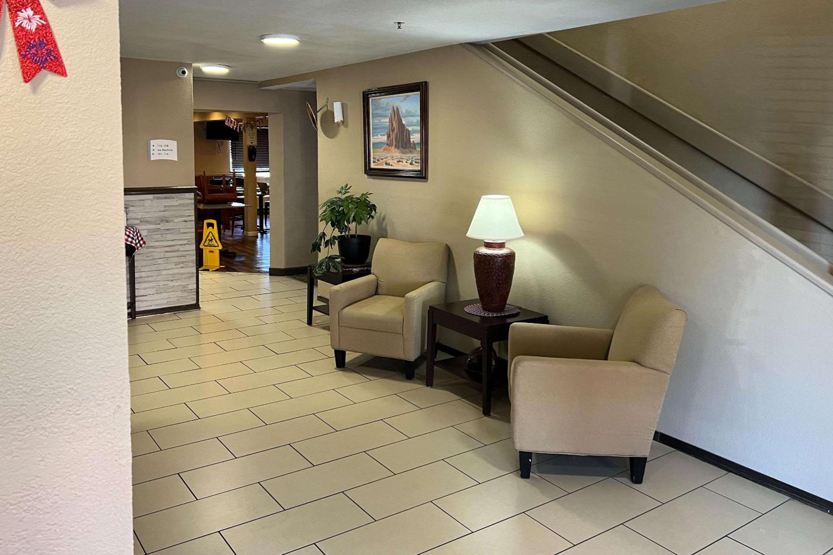 Farmington Vacations - Quality Inn  Suites Farmington - Property Image 5