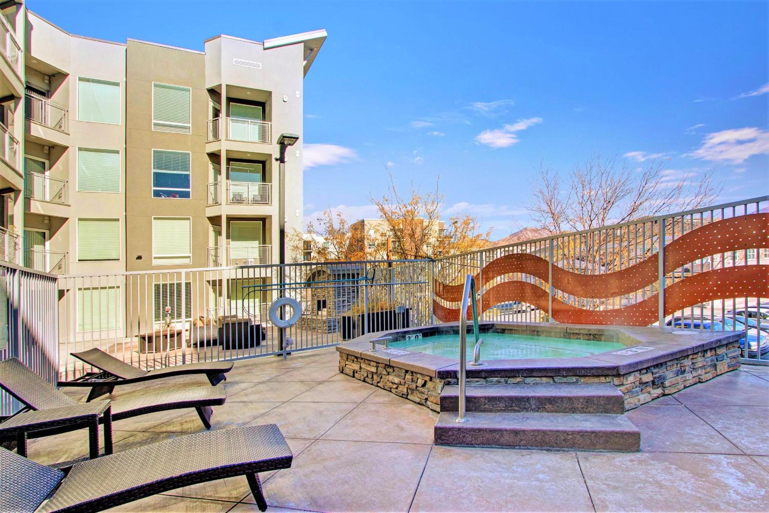 Luxury Condo in the Library Square District view 5