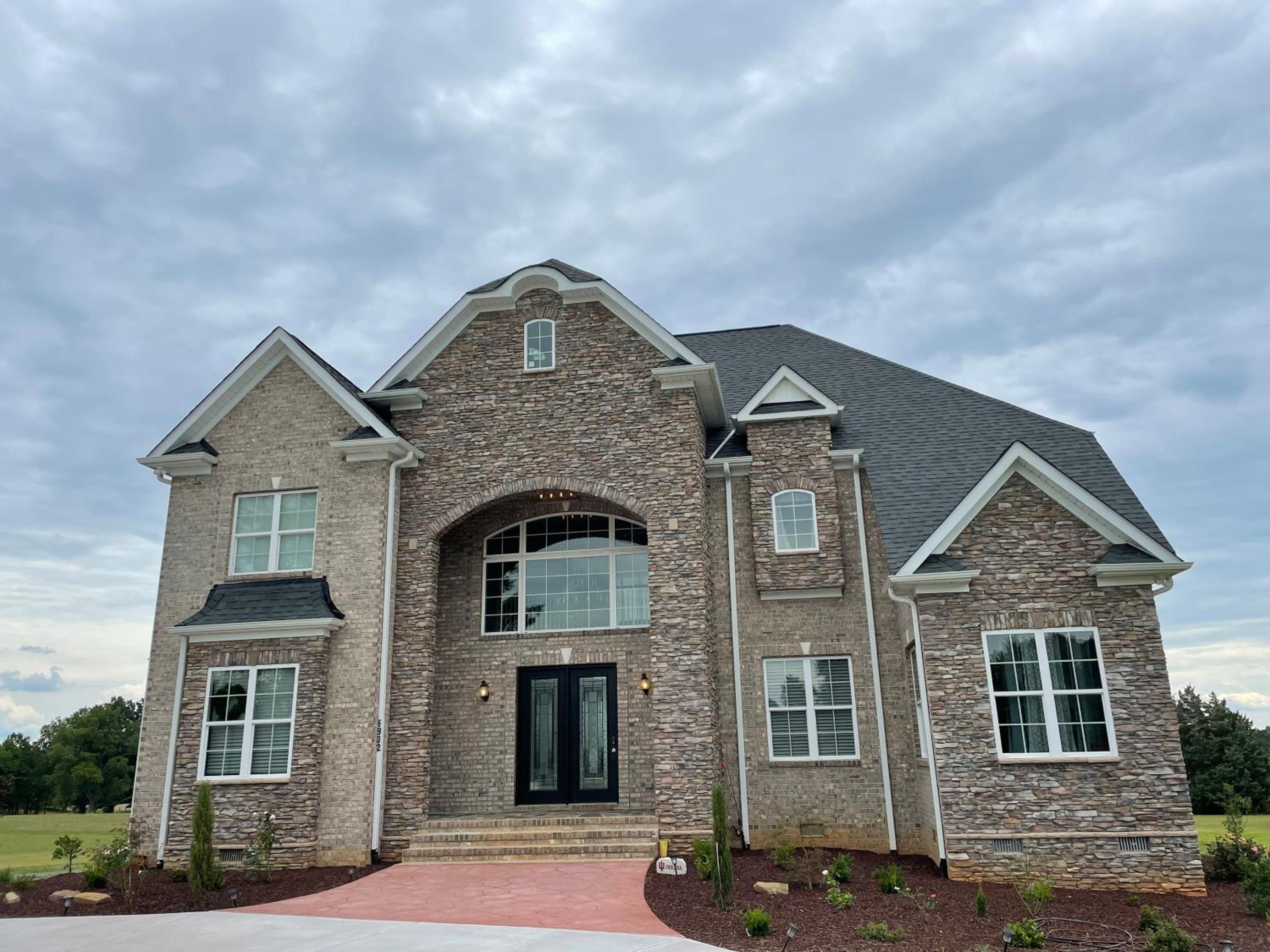 Hotel La Casa Grande Hosting - Image 1