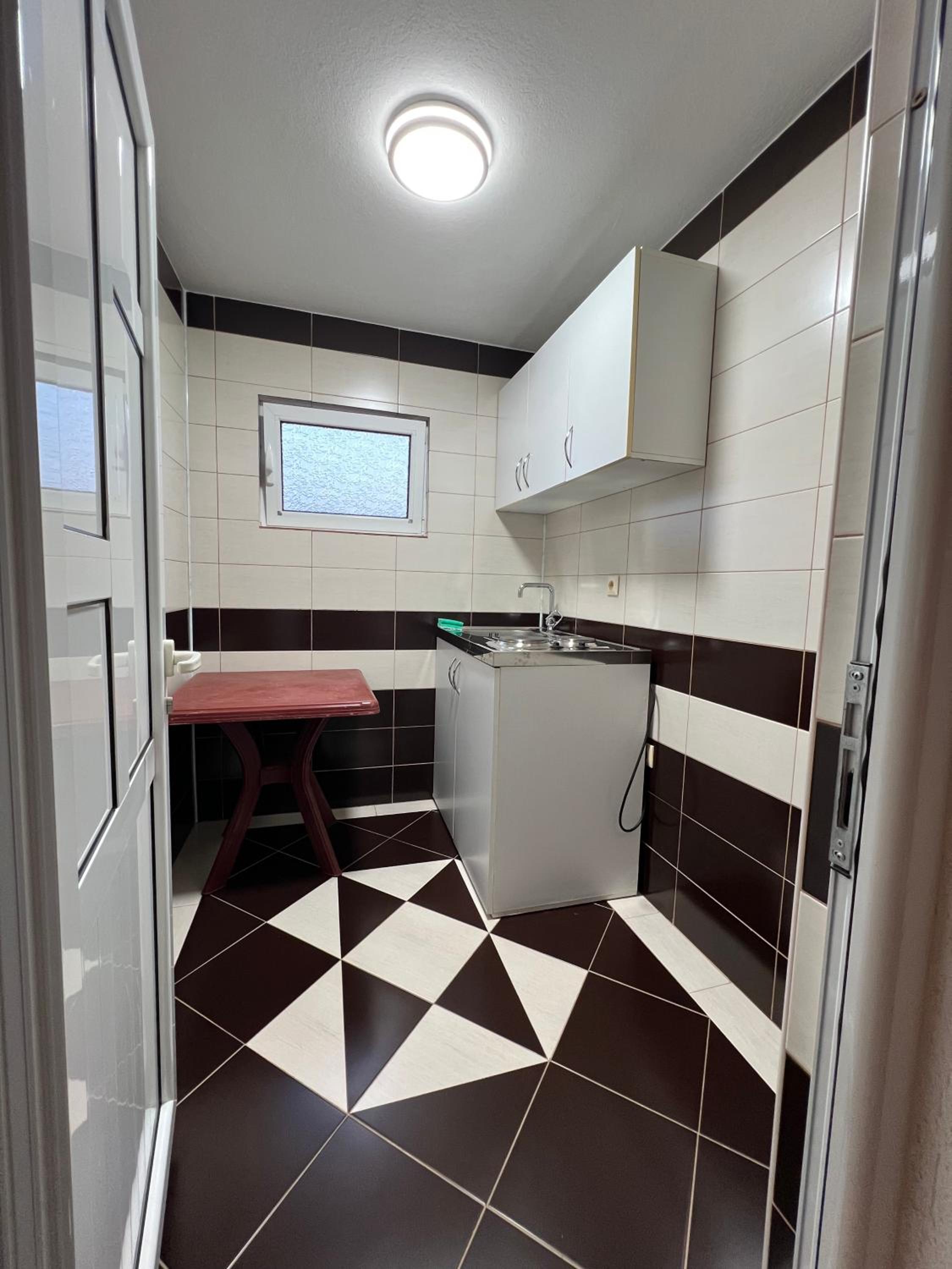 Apartments Zalli