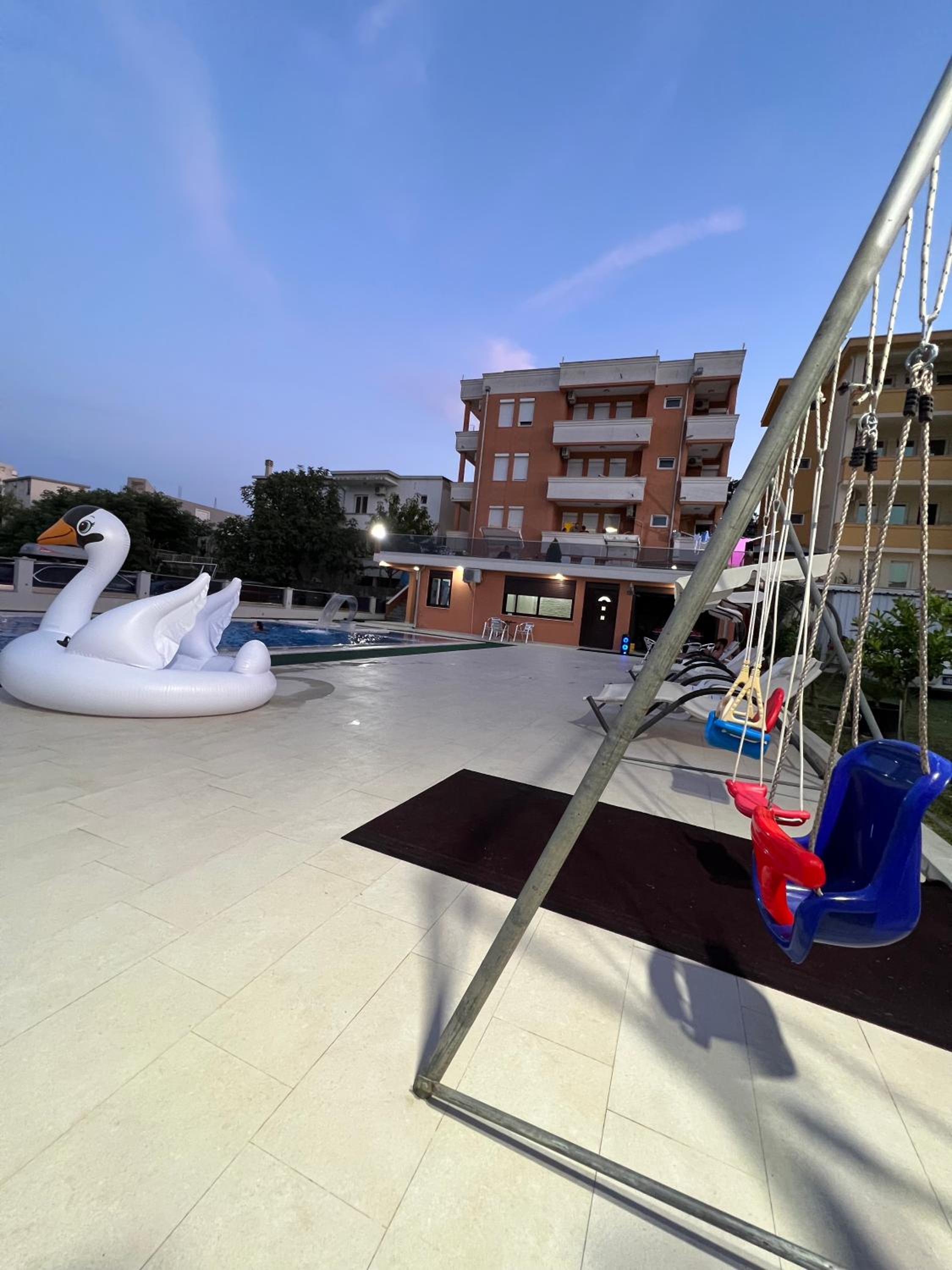 Apartments Zalli