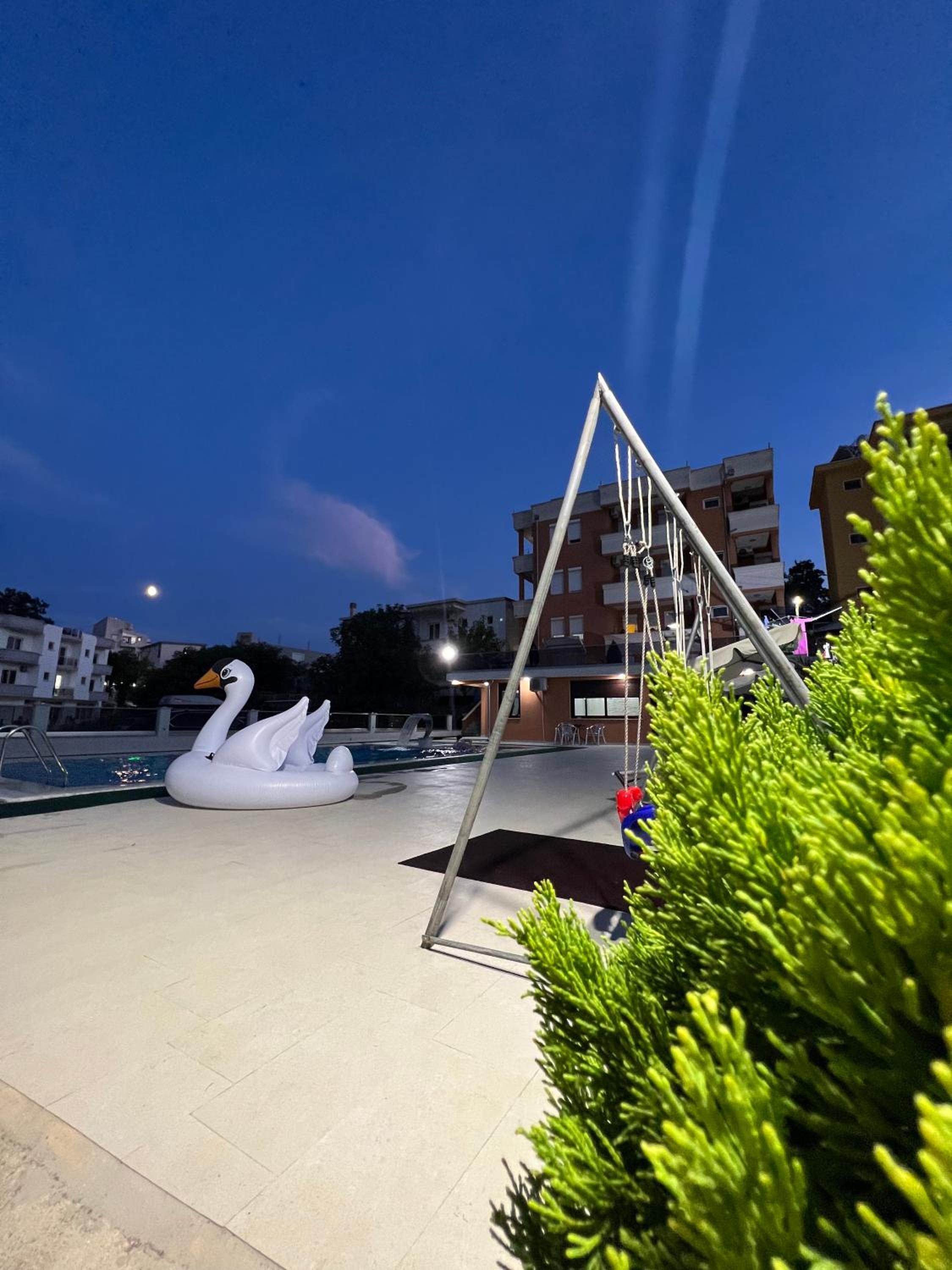 Apartments Zalli