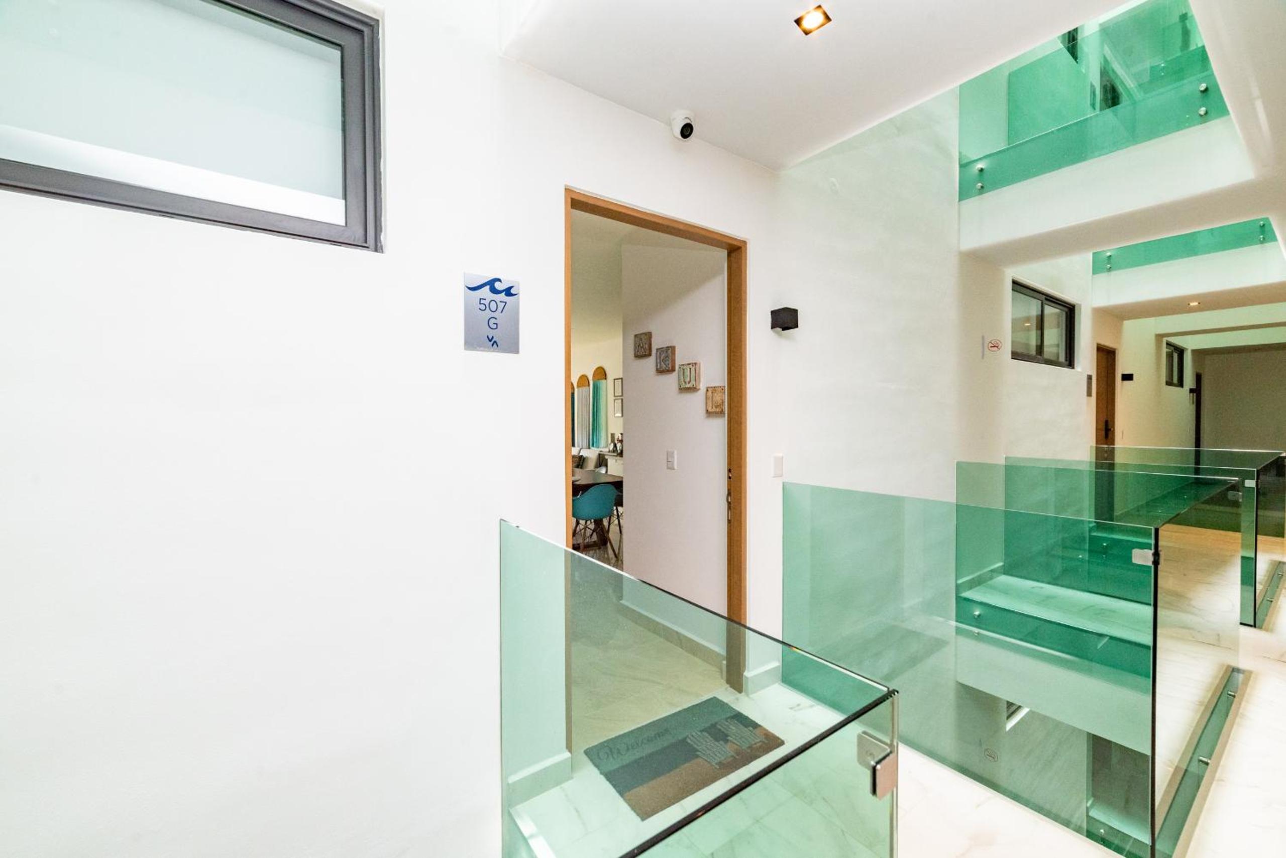 Luxury Condo, 2BR, Fast Internet, Condo Akul