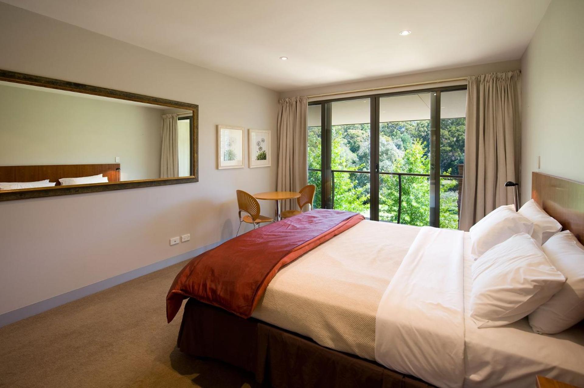 Lake Daylesford Lodge 4