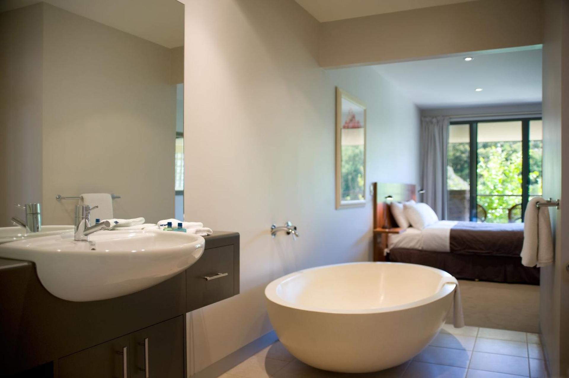 Lake Daylesford Lodge 4