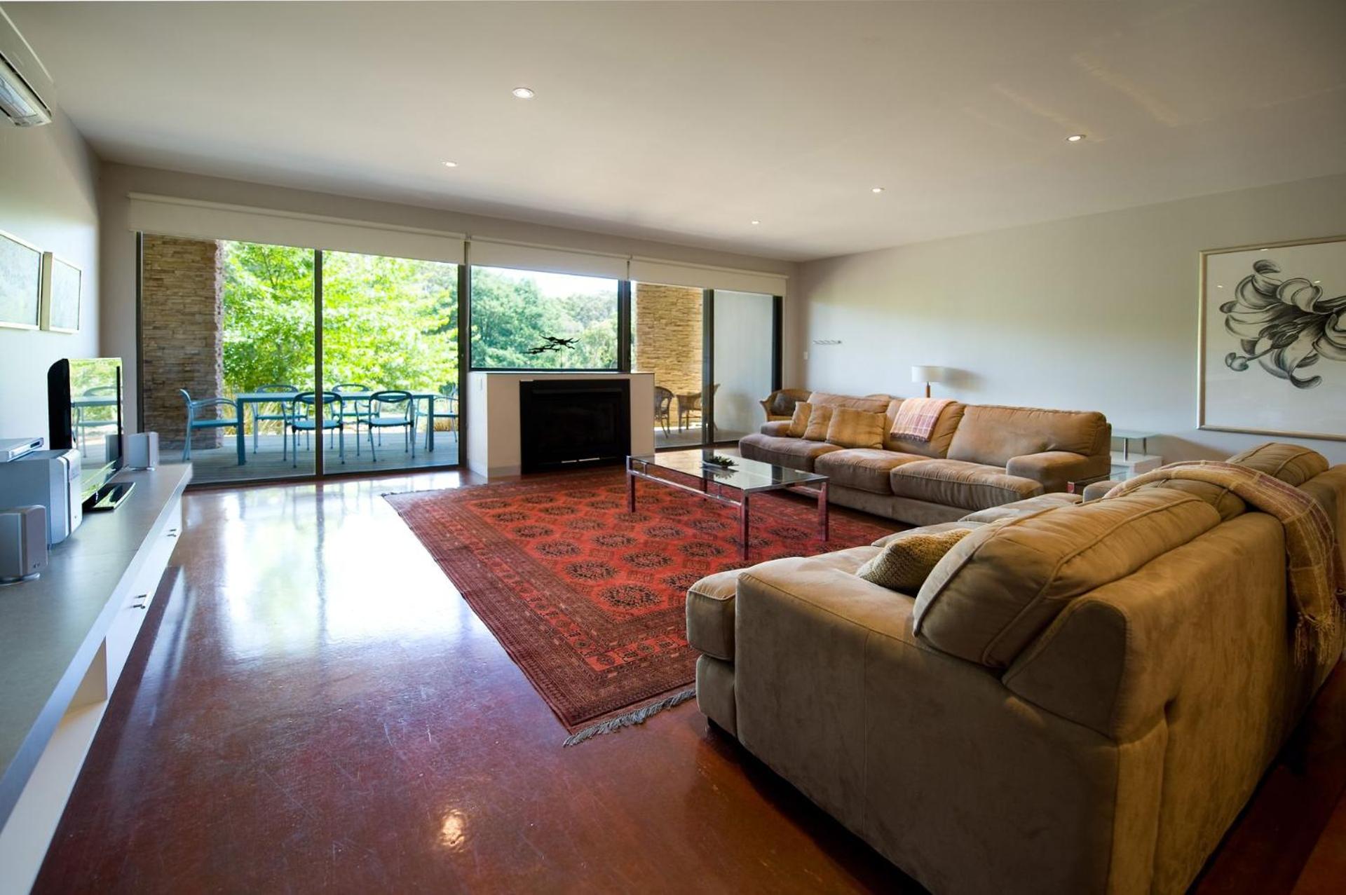 Lake Daylesford Lodge 4