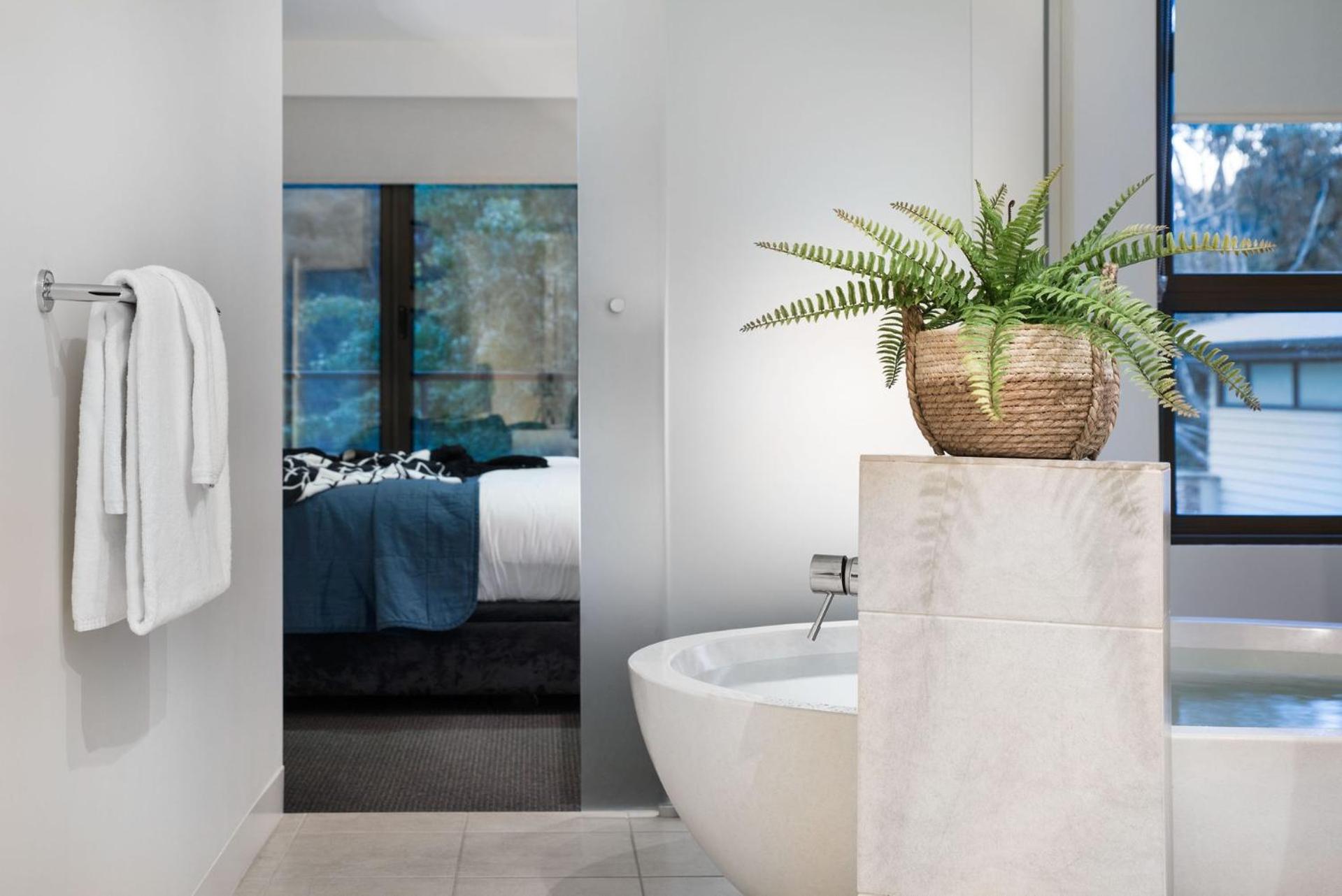 Lake Daylesford Lodge 5