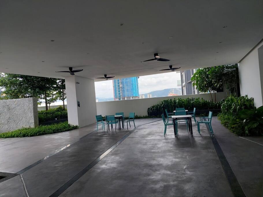 Continew Residensi 5 Min Walking to IKEA Cheras, My Town Mall, MRT Cochrane.