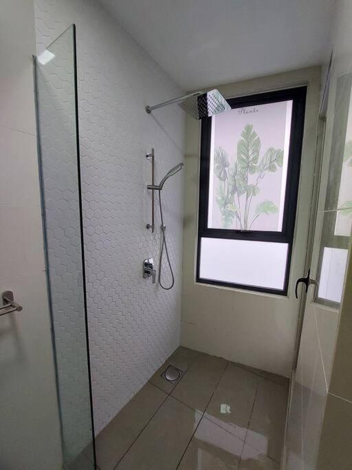 Continew Residensi 5 Min Walking to IKEA Cheras, My Town Mall, MRT Cochrane.