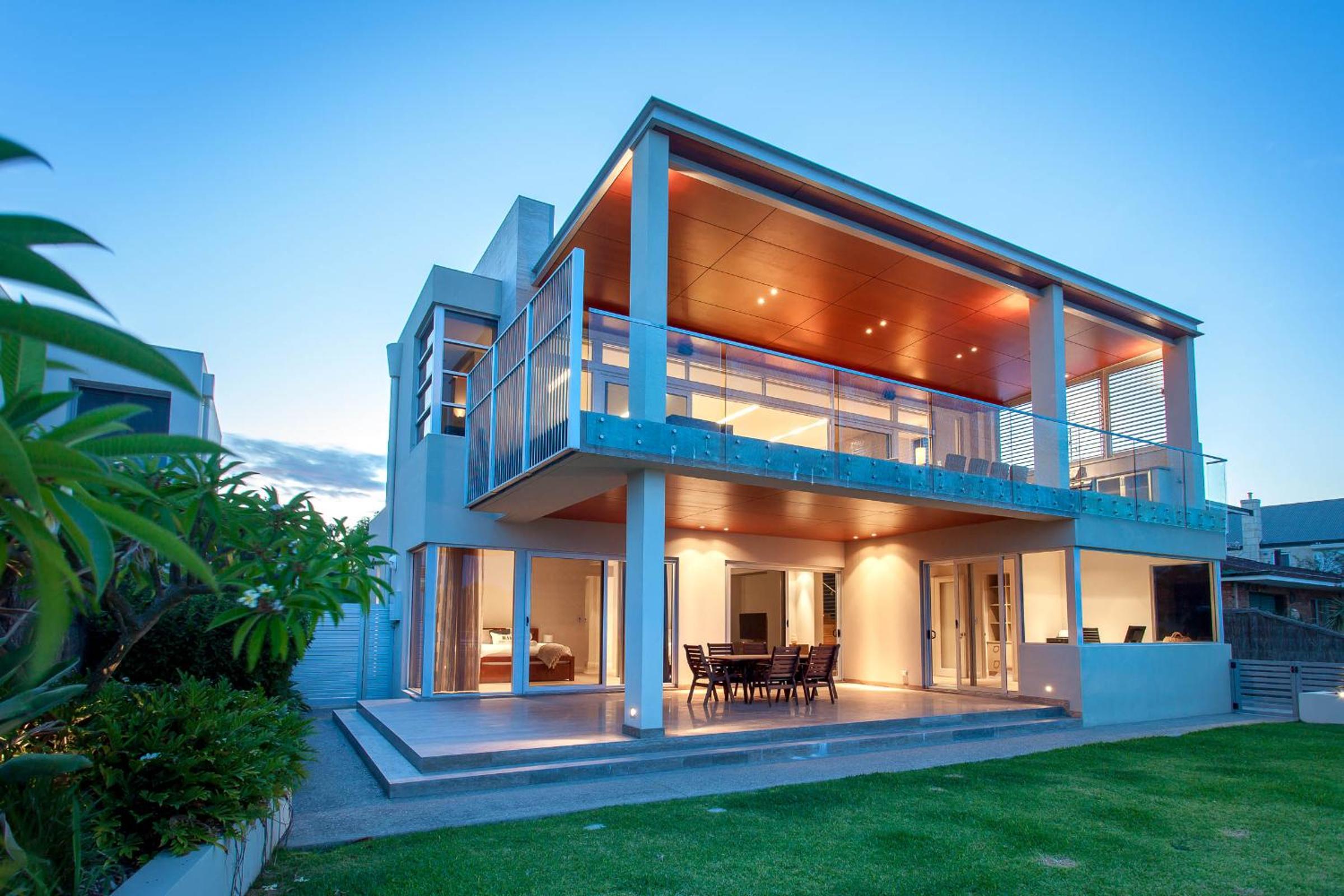 Number 10 I Private Properties