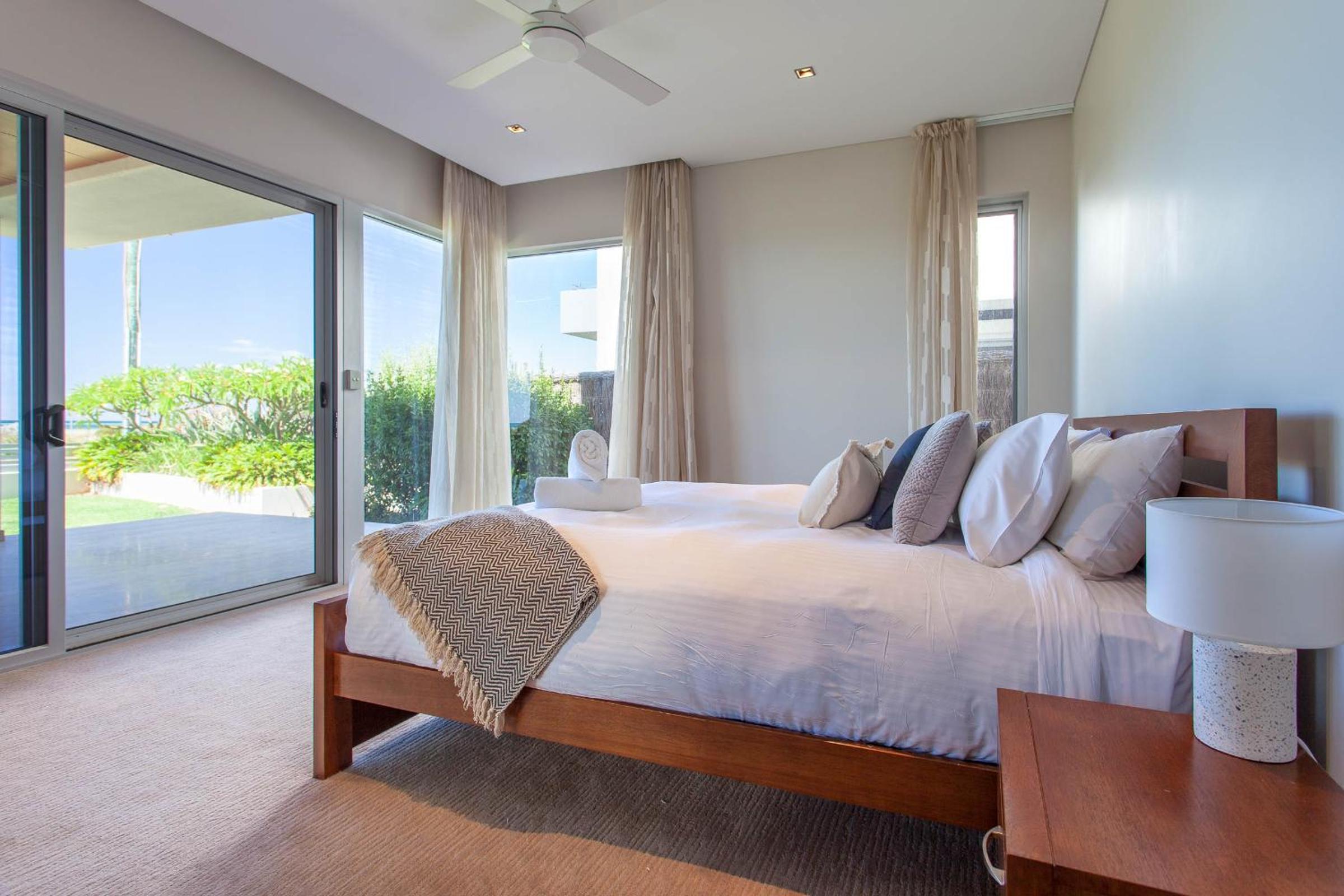 Number 10 I Private Properties