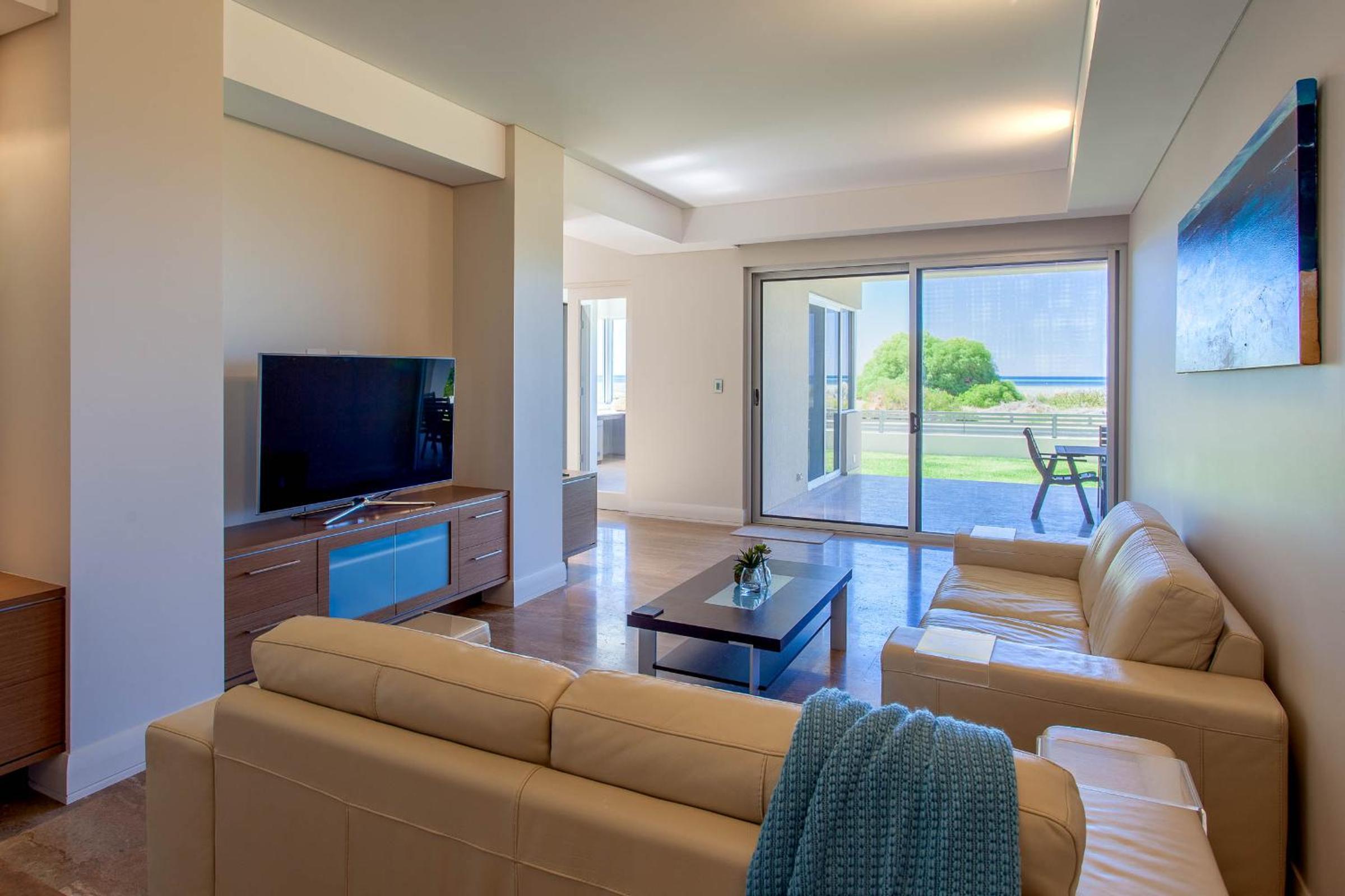 Number 10 I Private Properties