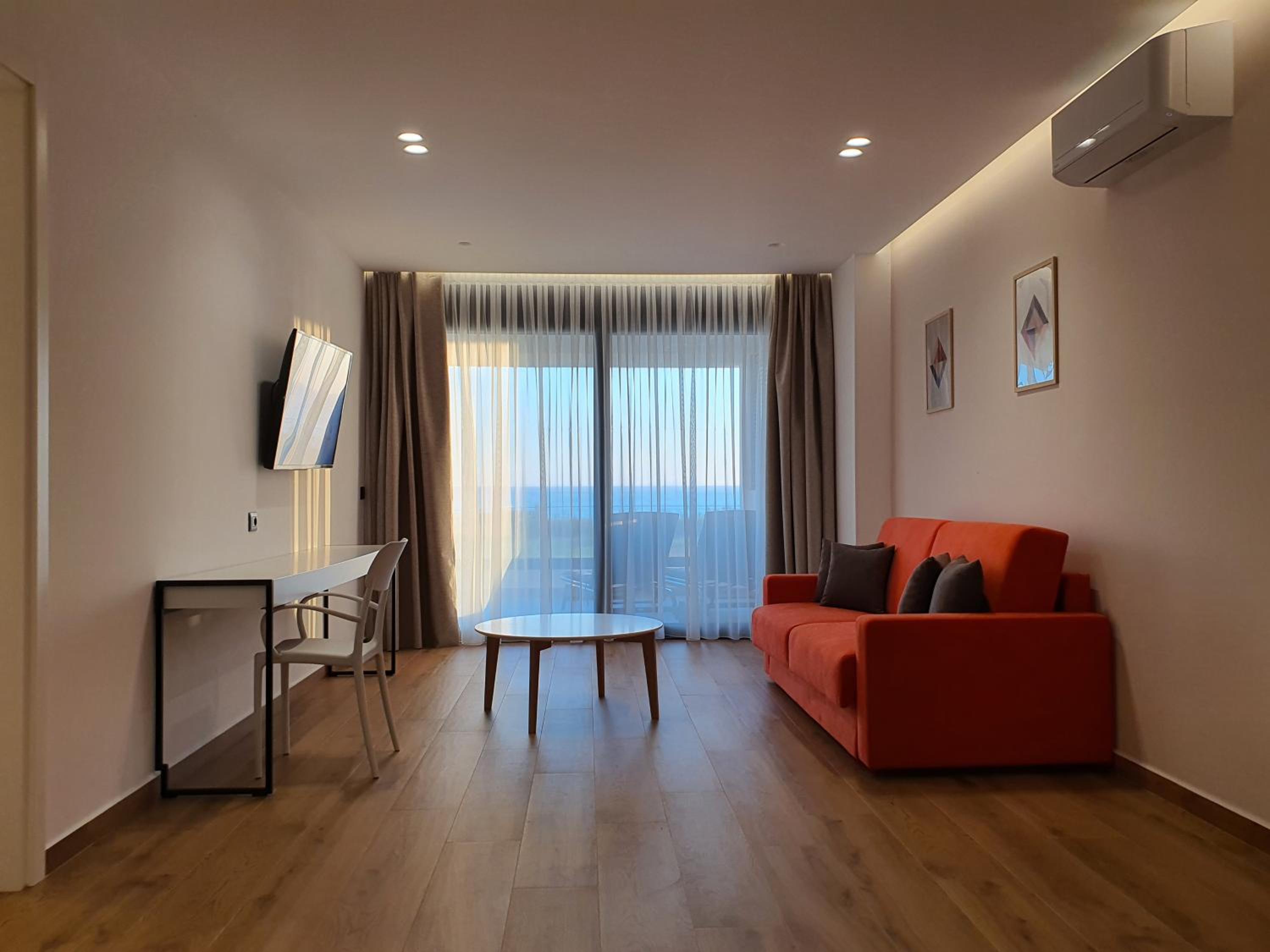 LOOKOUT Apartments 2