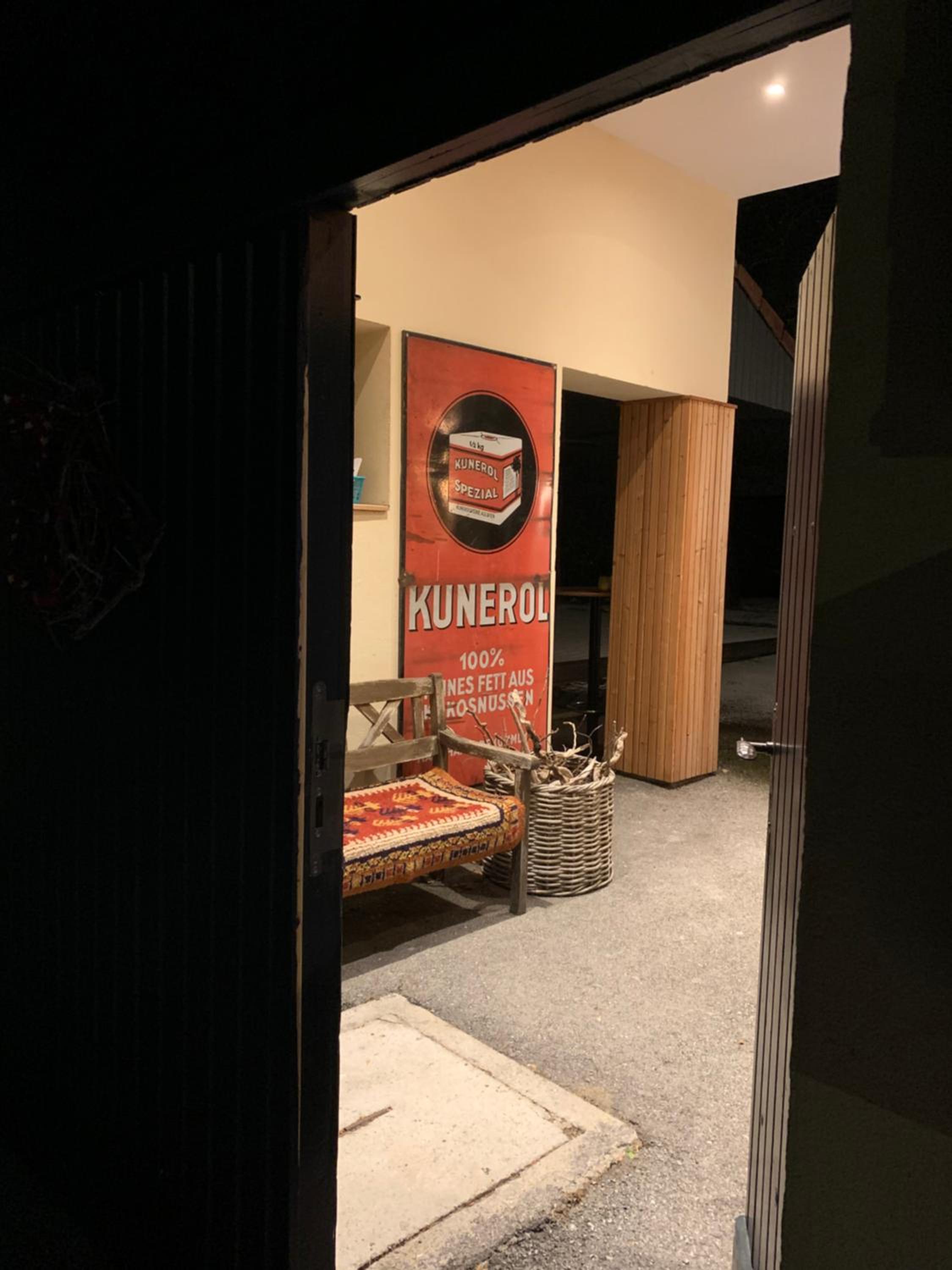 HAUS ZWEI