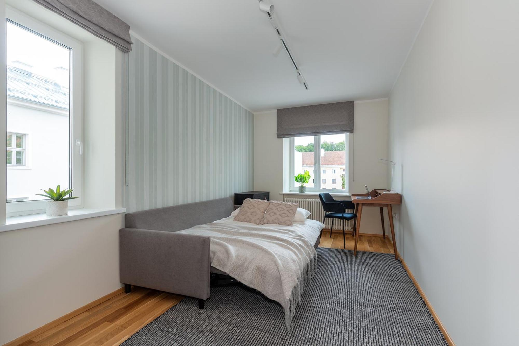 Old town luxury penthouse apartment with Emajõgi view