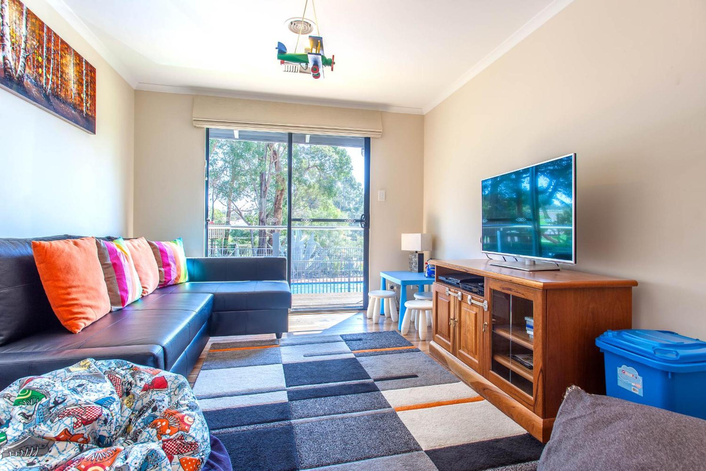 Shumadia I Private Properties