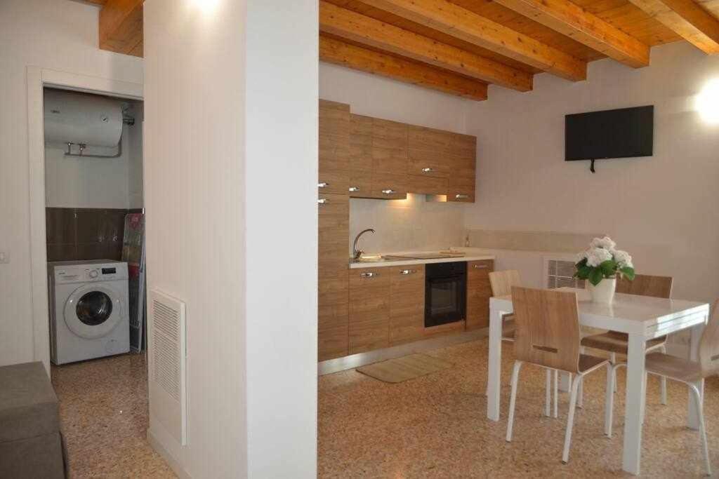 Palazzo Maggiore Suite B photo 4