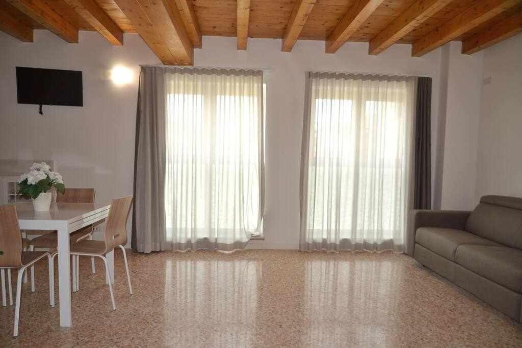 Palazzo Maggiore Suite B photo 5