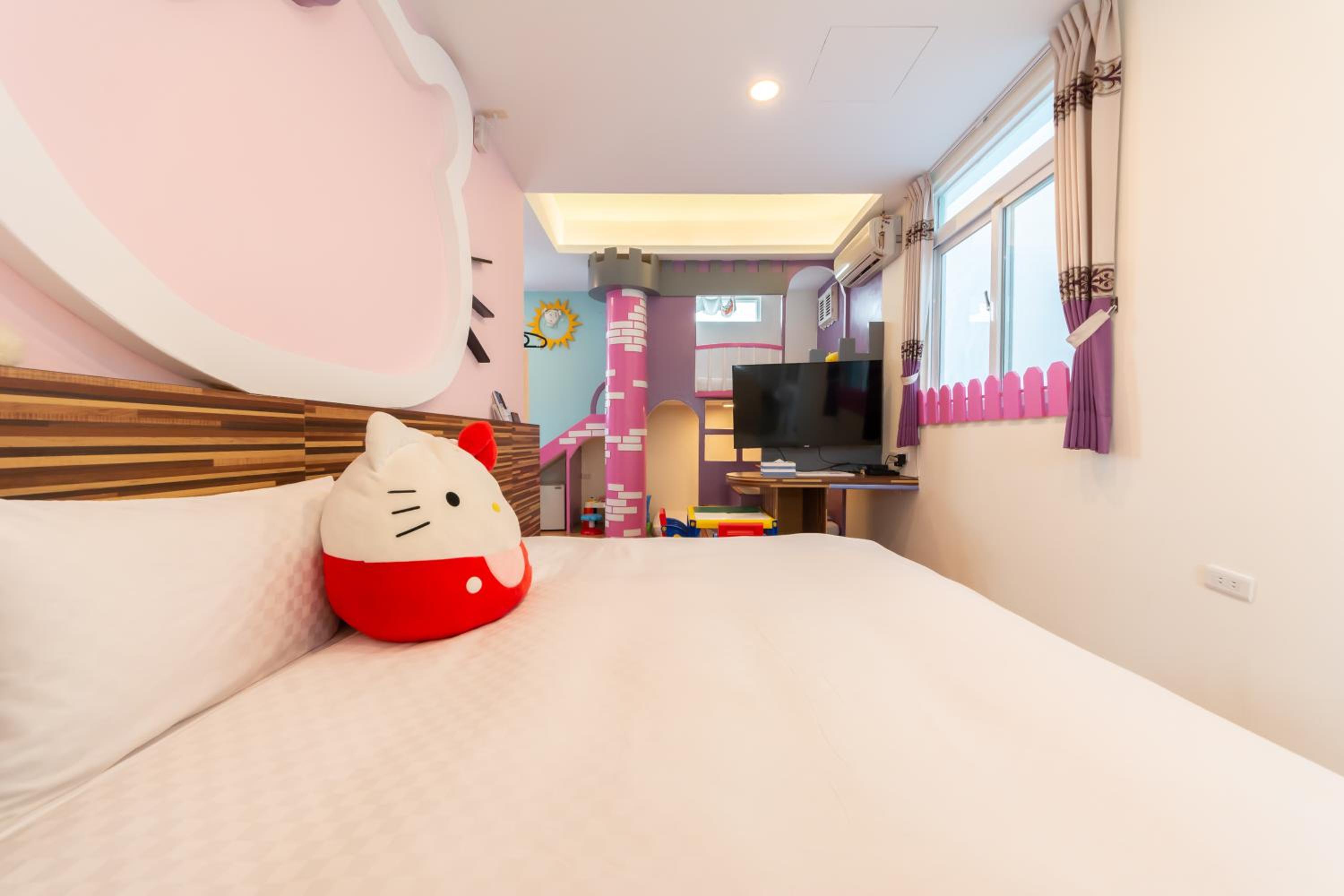 Rococo Homestay