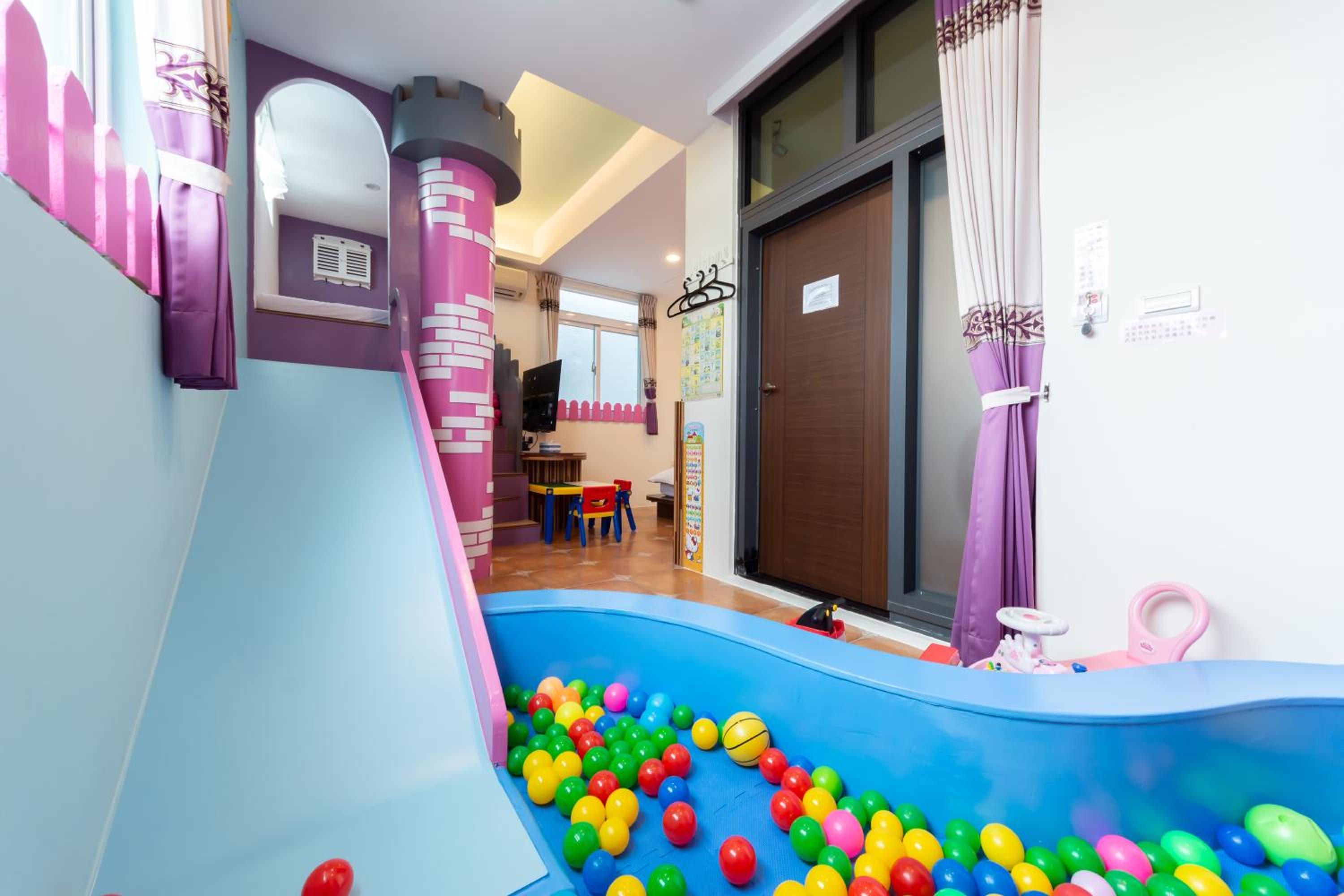 Rococo Homestay