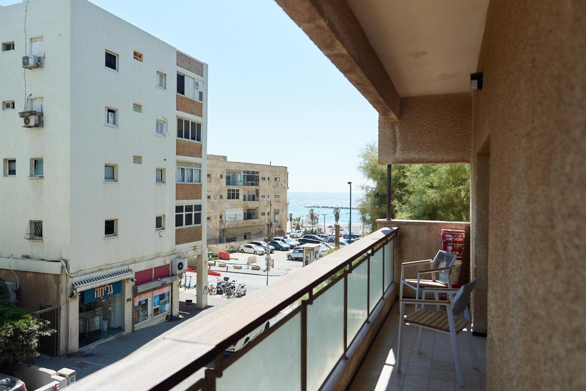 Boutique apartment with sea view