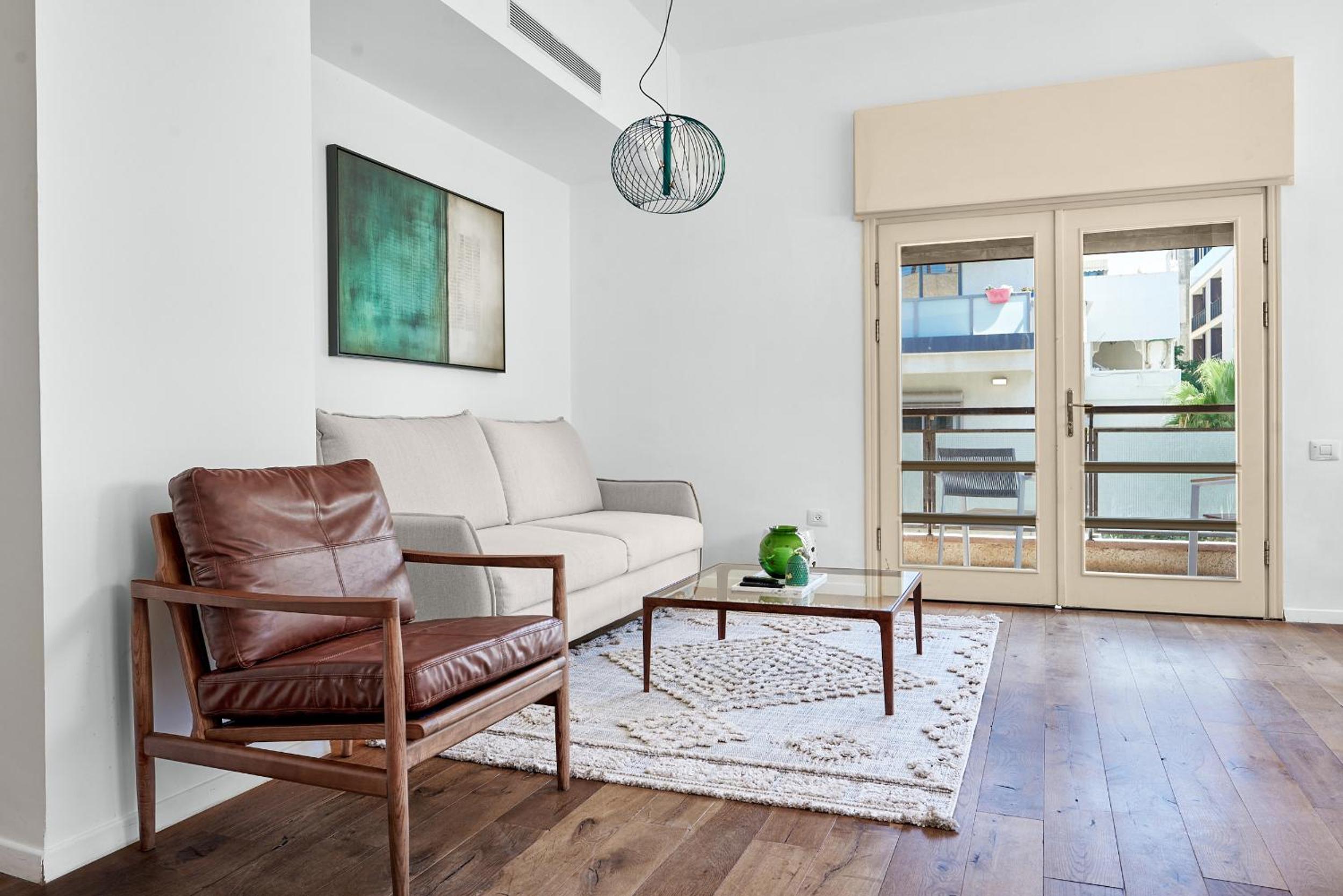 Boutique apartment with sea view
