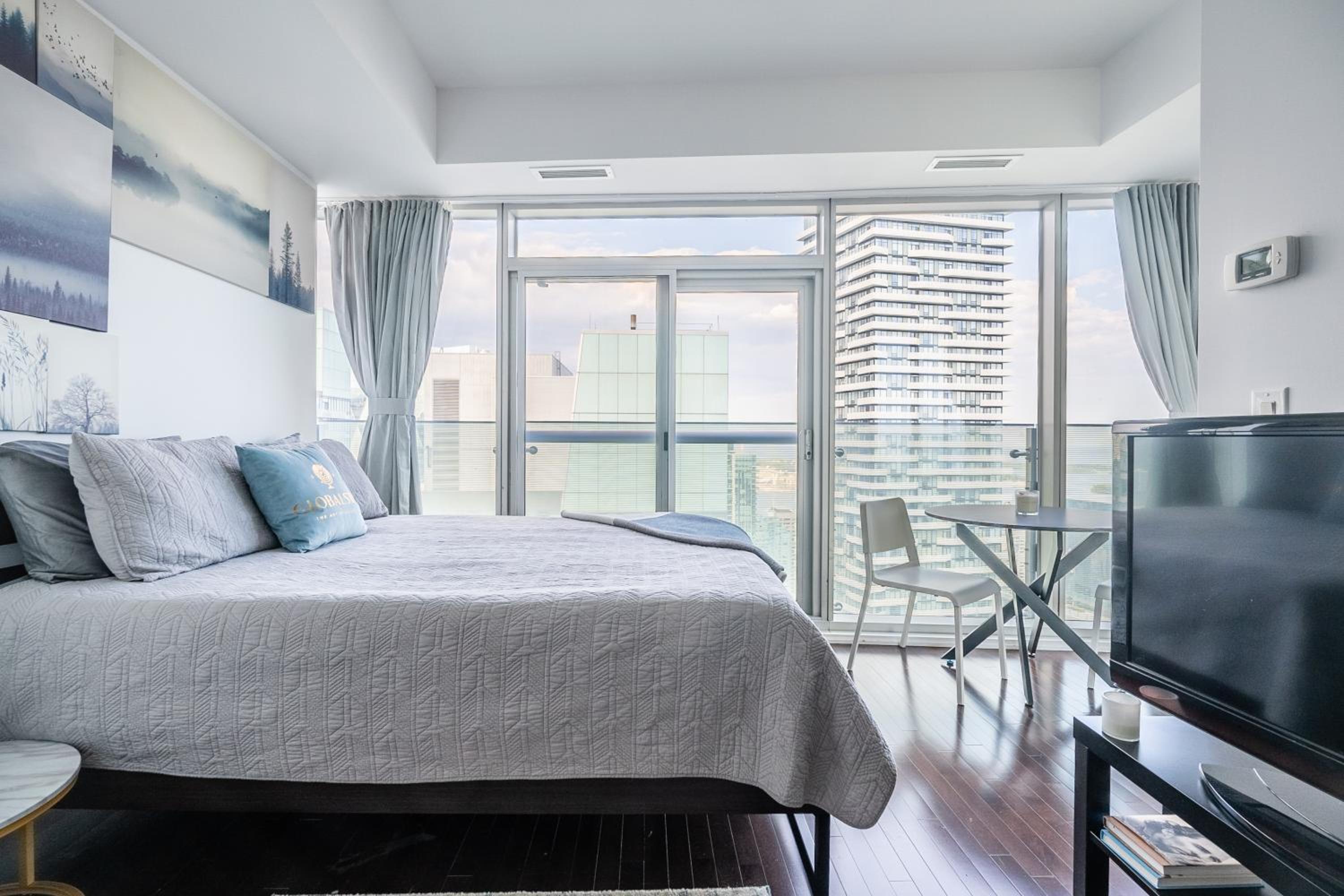 GLOBALSTAY Gorgeous Downtown Apartment