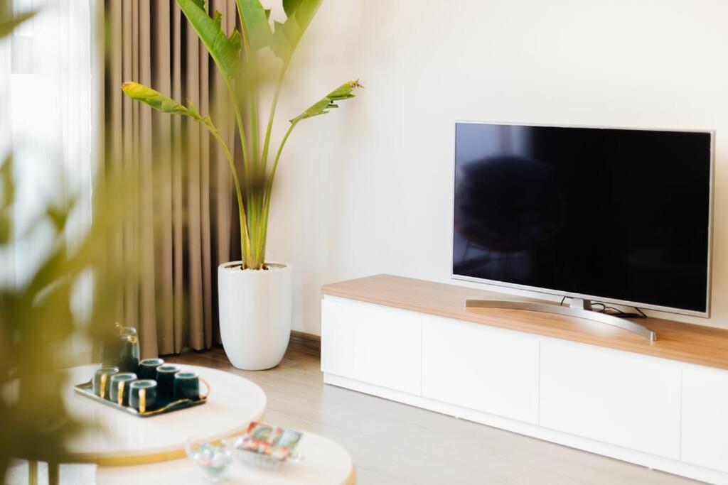 Cozy Apartment#3BRS#centre of Hanoi/panorama view